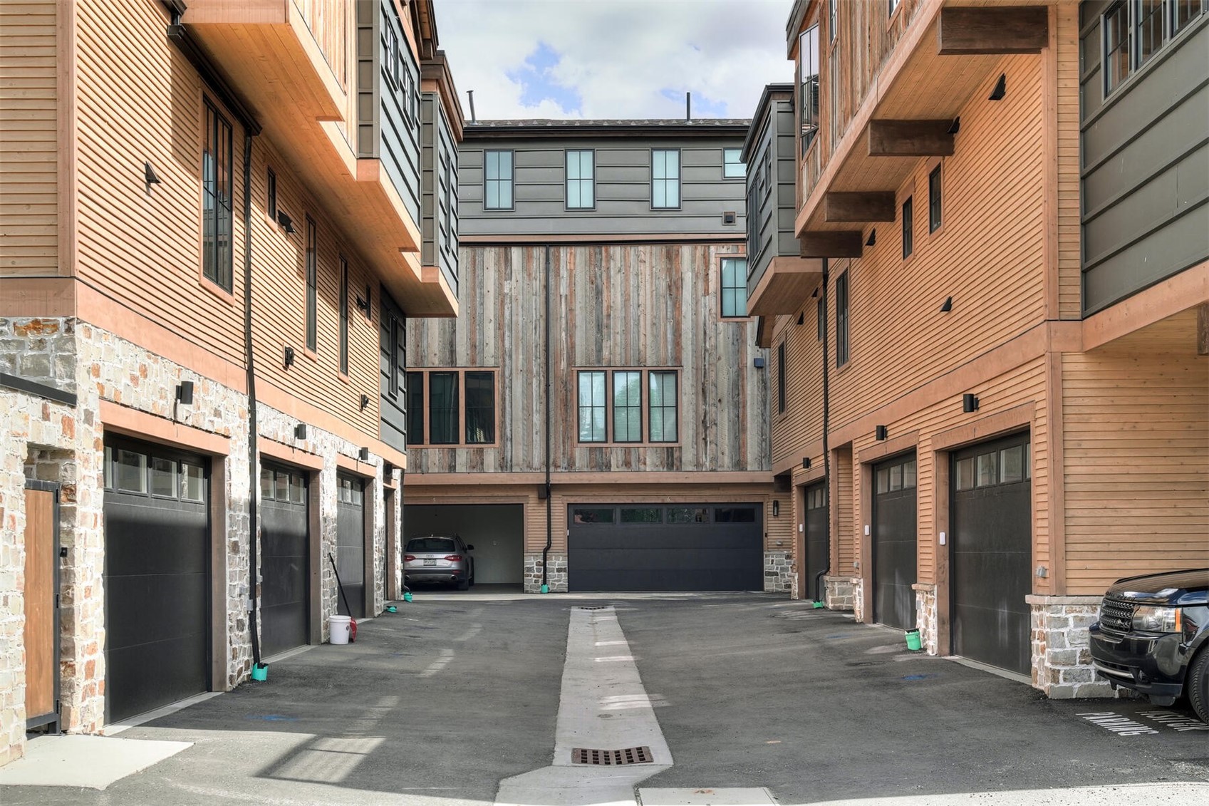 317 Granite STREET 1