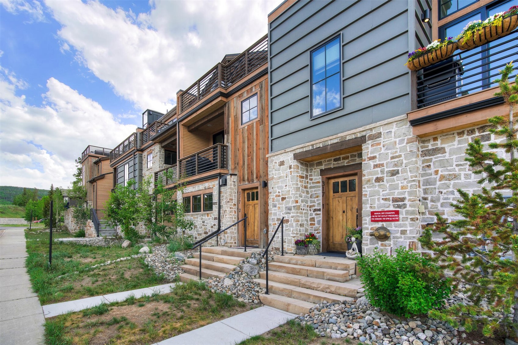 317 Granite STREET 1