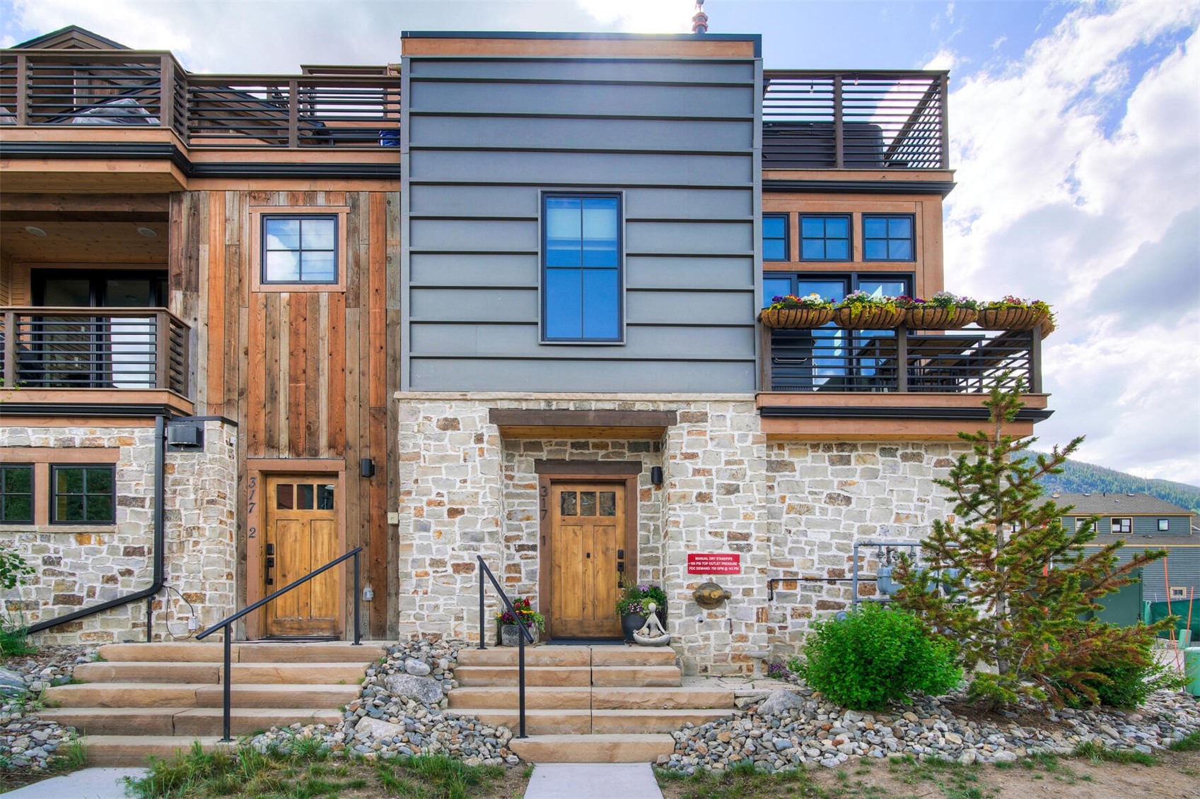 317 Granite STREET 1