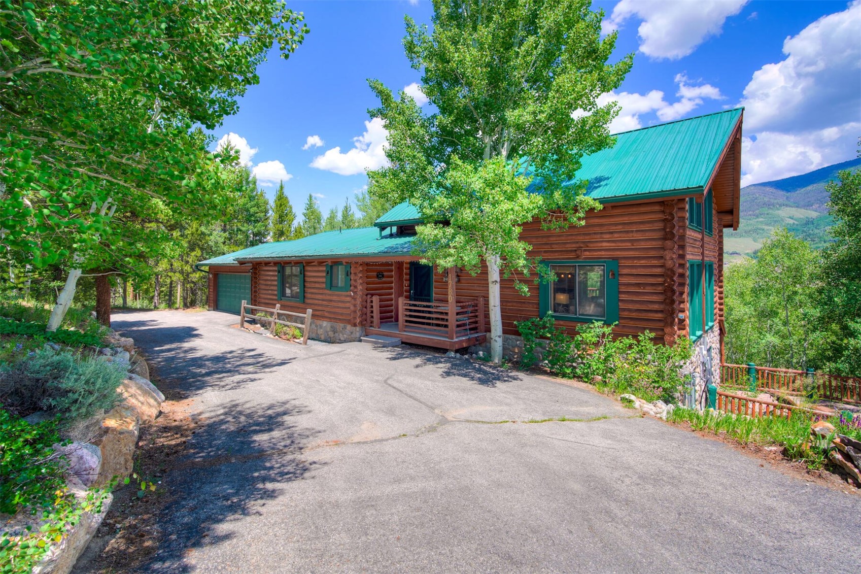 1780 Falcon DRIVE