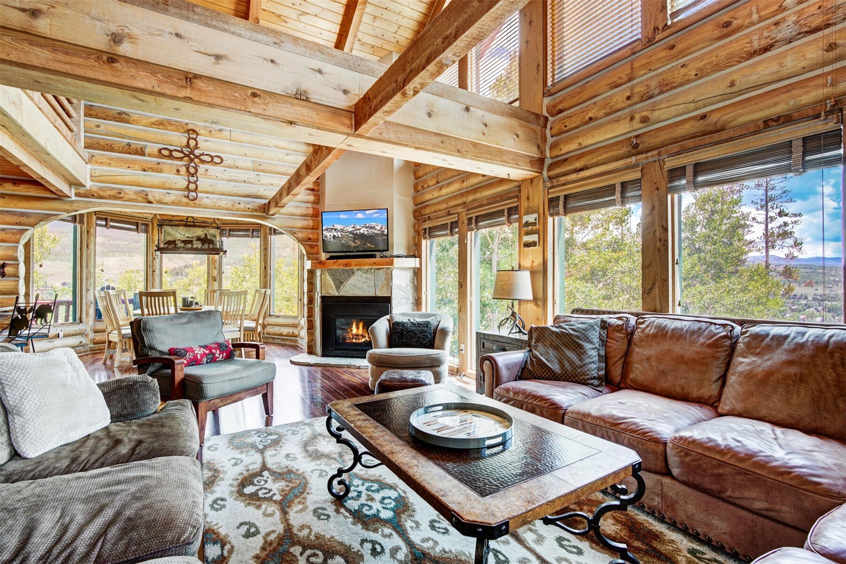 1780 Falcon DRIVE