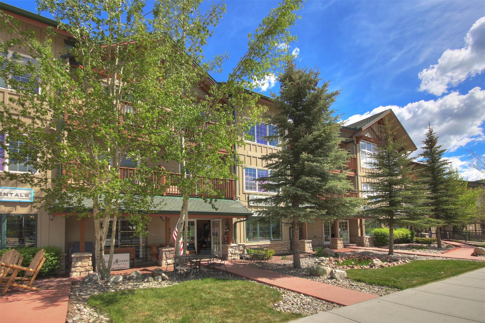 101 E Main STREET C102