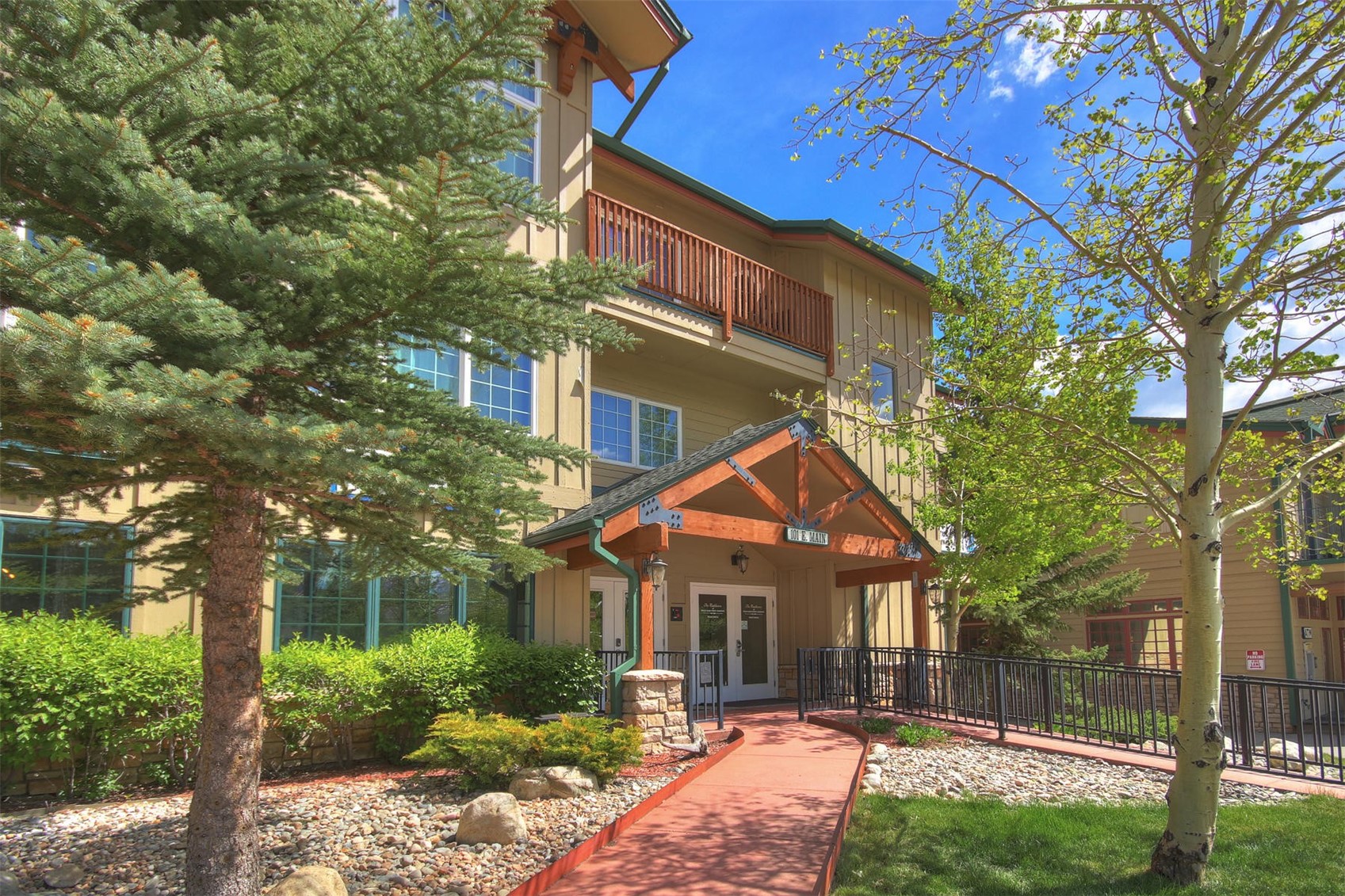 101 E Main STREET C102