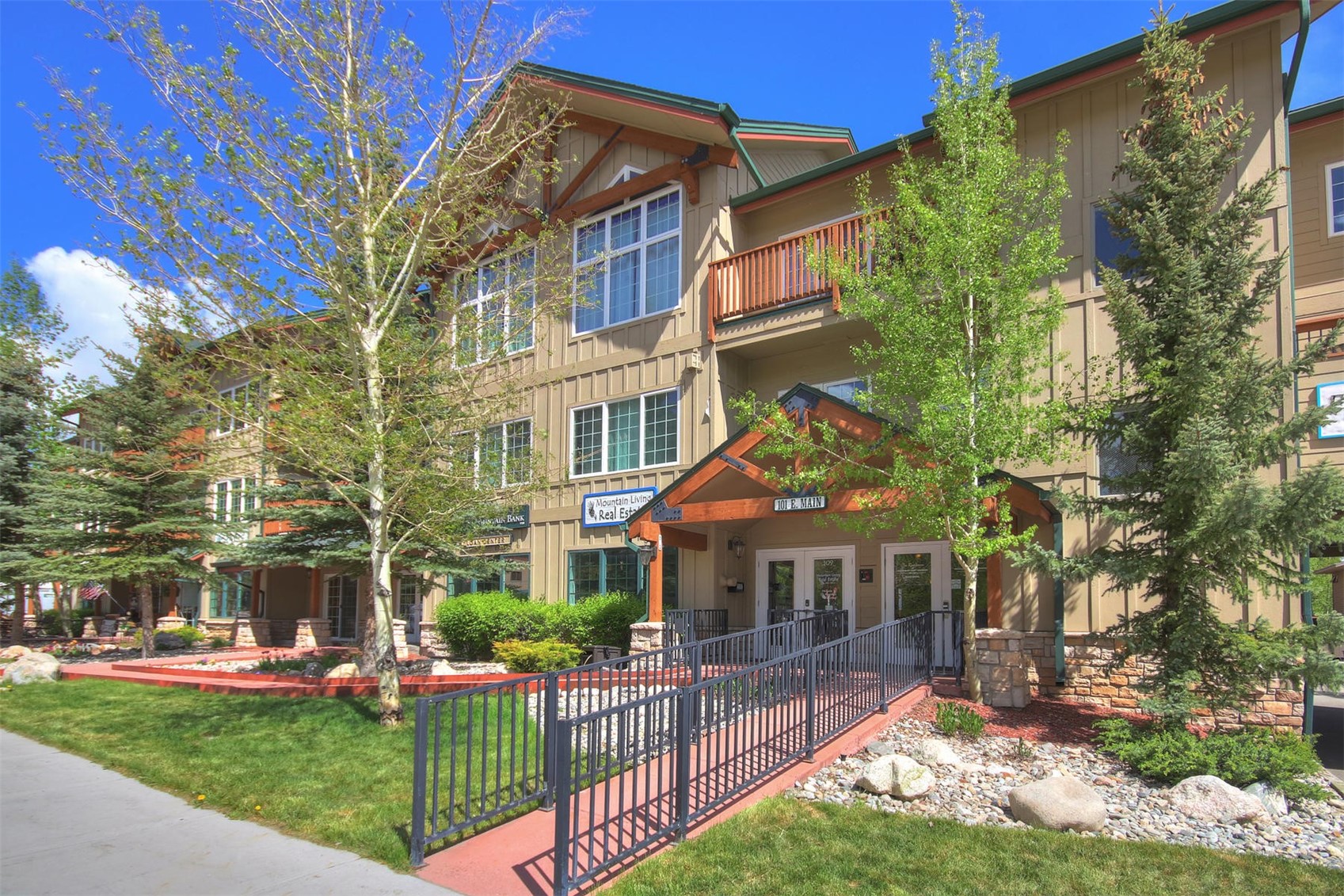 101 E Main STREET C102