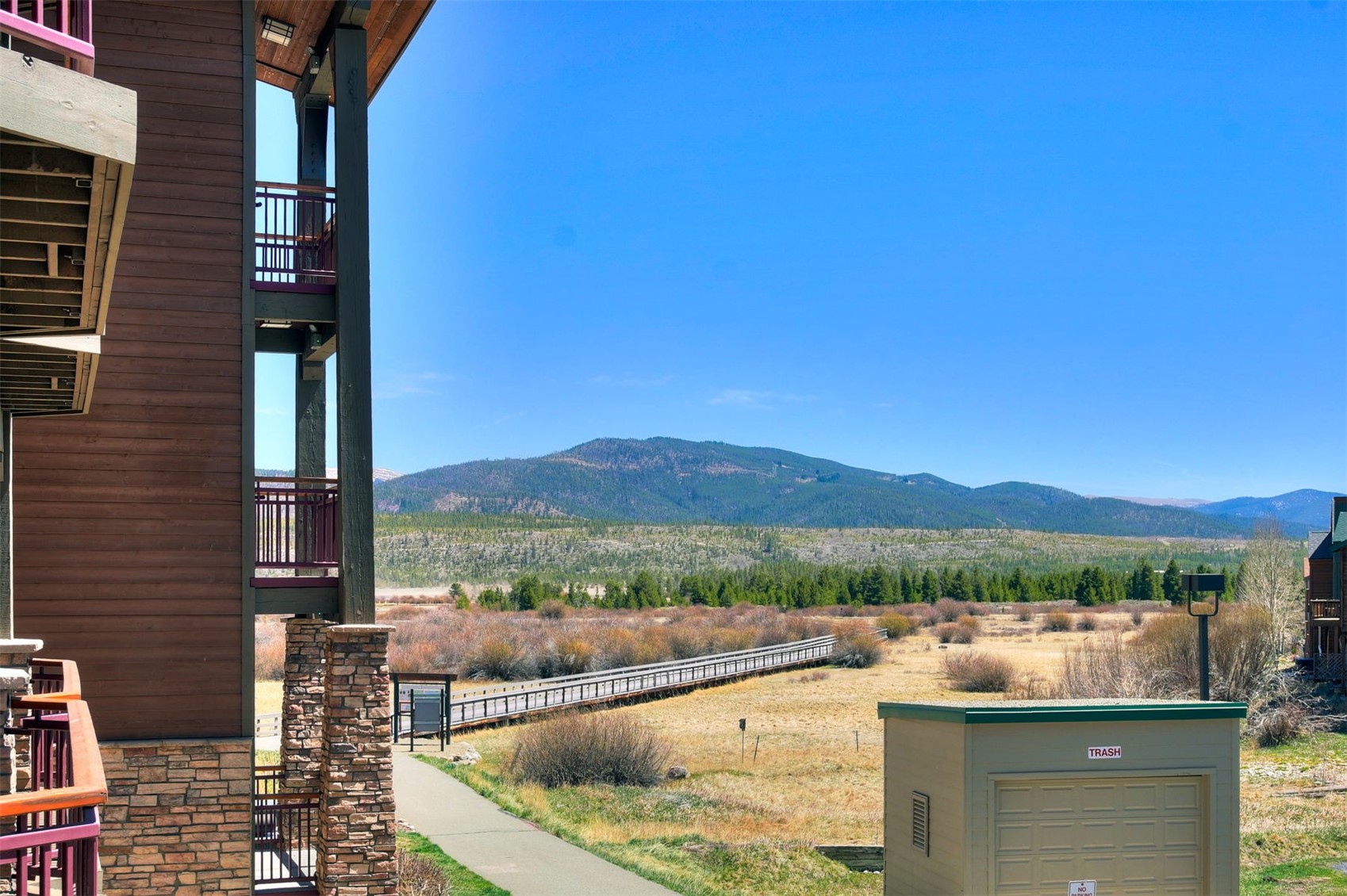 1101 9000 Divide ROAD 208