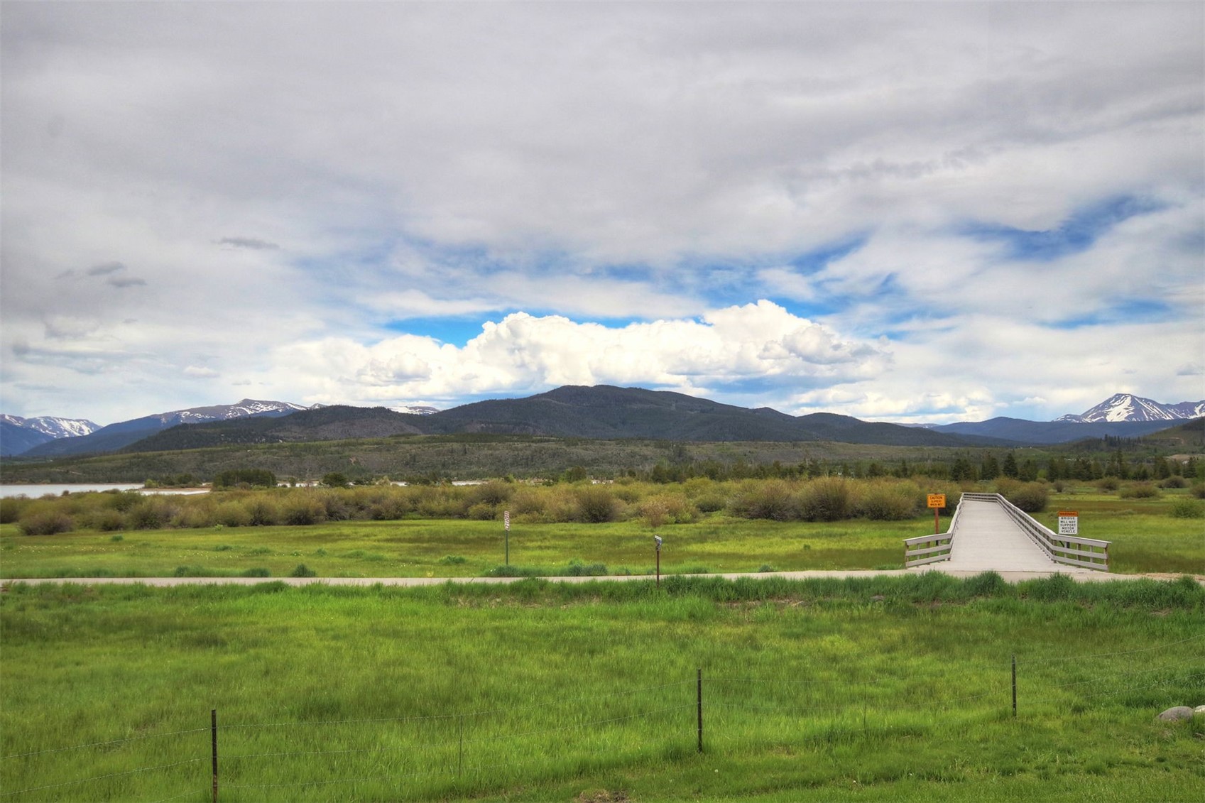 1101 9000 Divide ROAD 208