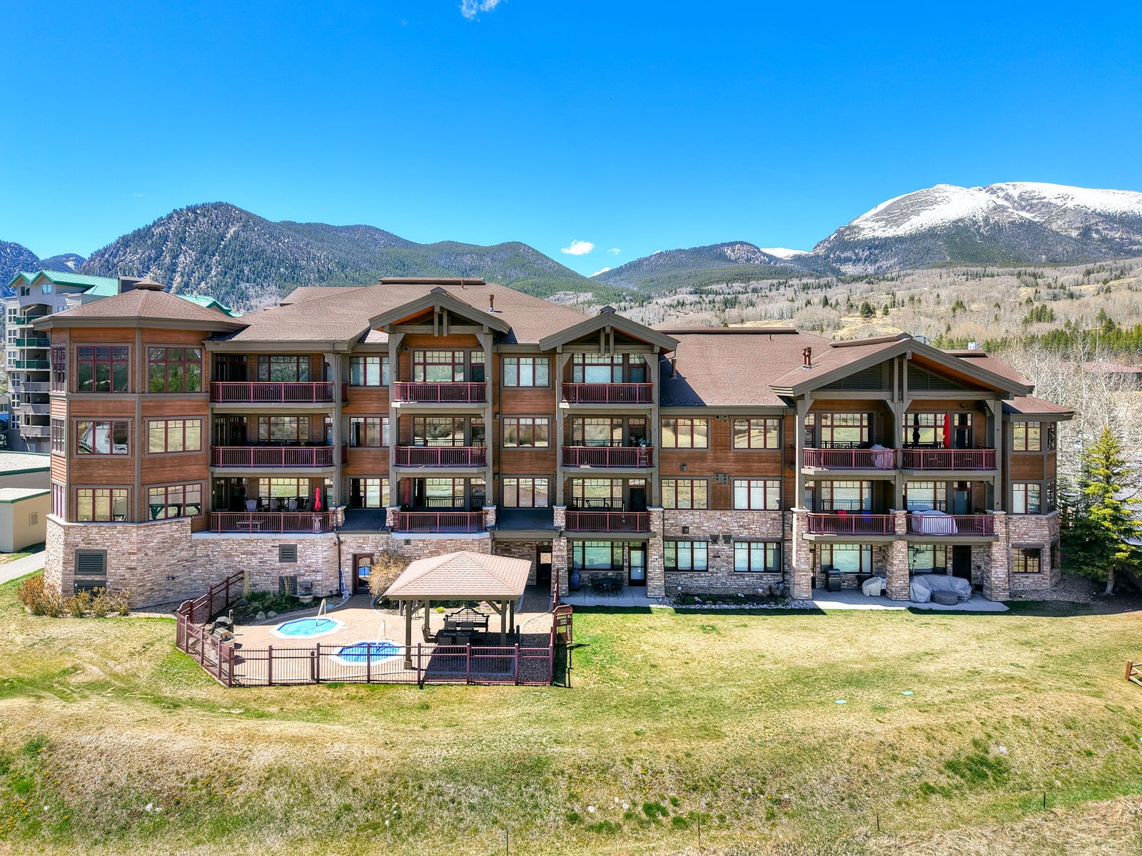 1101 9000 Divide ROAD 208