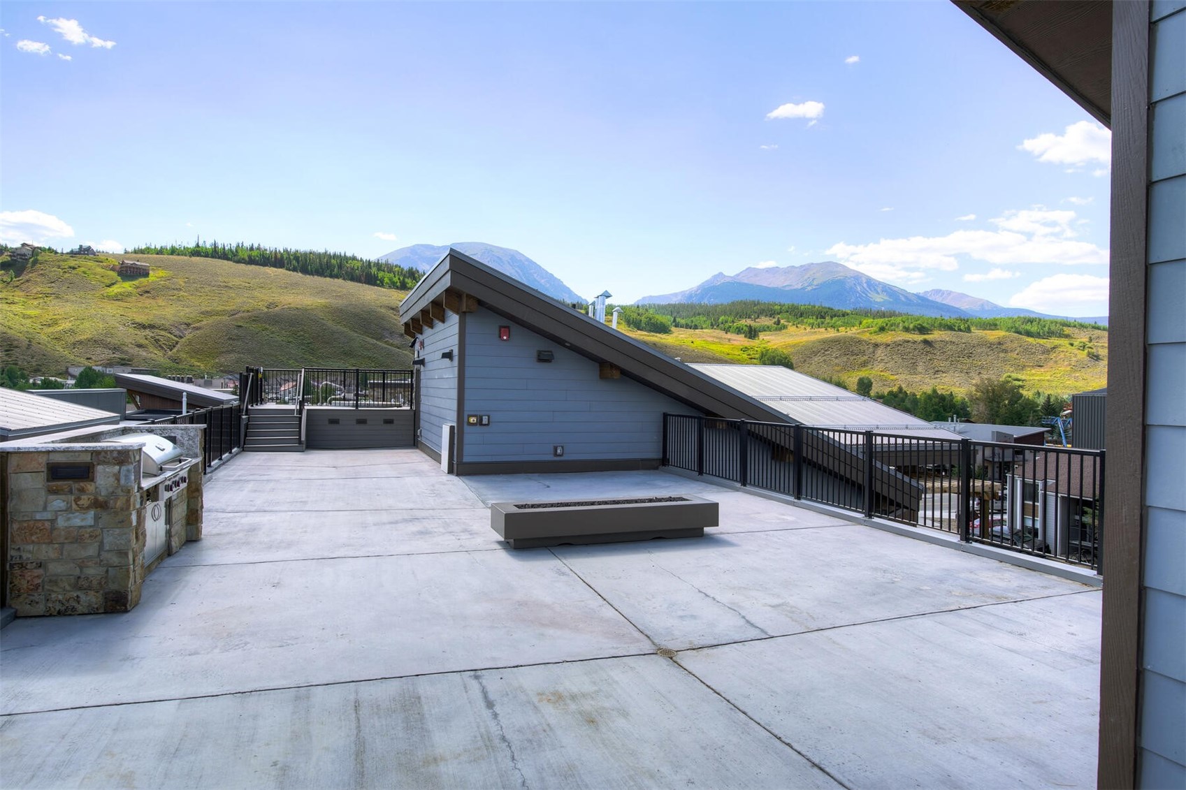 37 W 4th STREET 306E