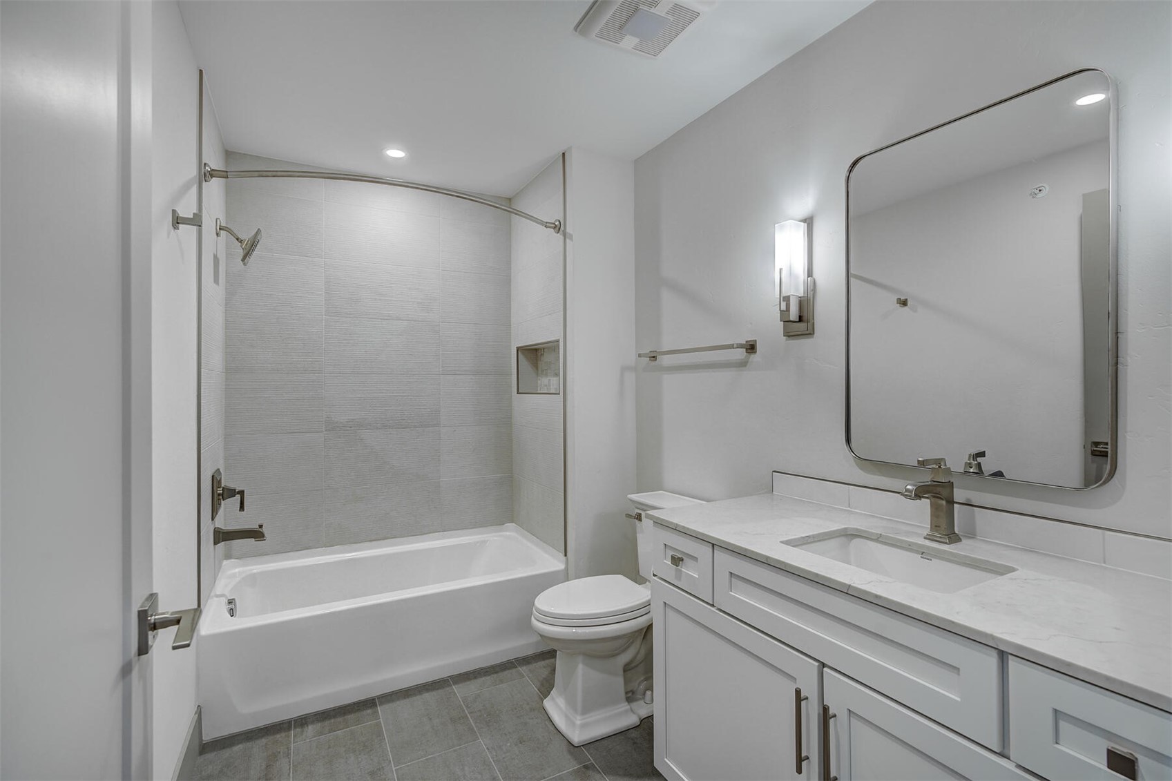 37 W 4th STREET 306E