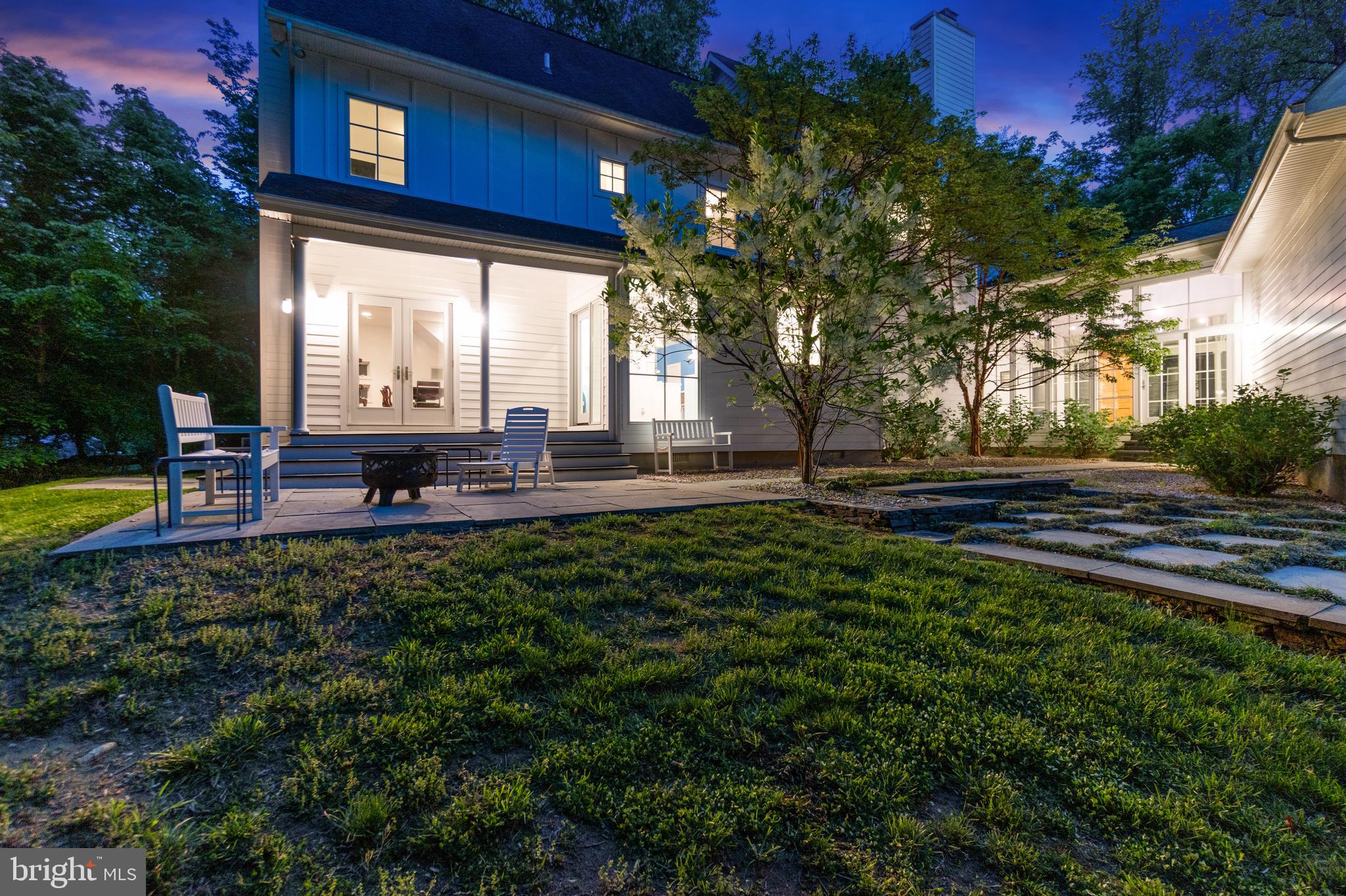 1604 WATERS RIDGE COURT
