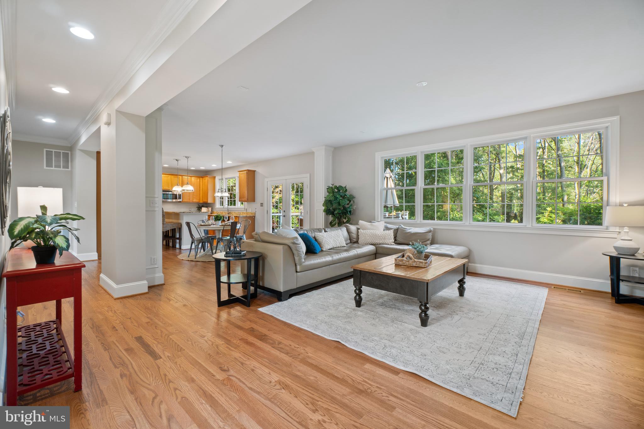 406 WOODLAND ESTATES WAY