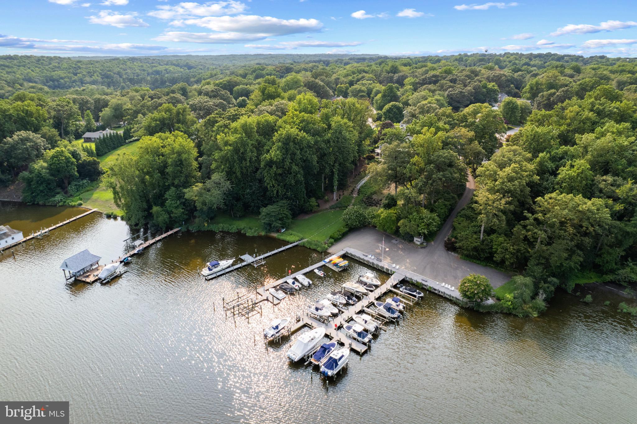 464 OLD ORCHARD CIRCLE