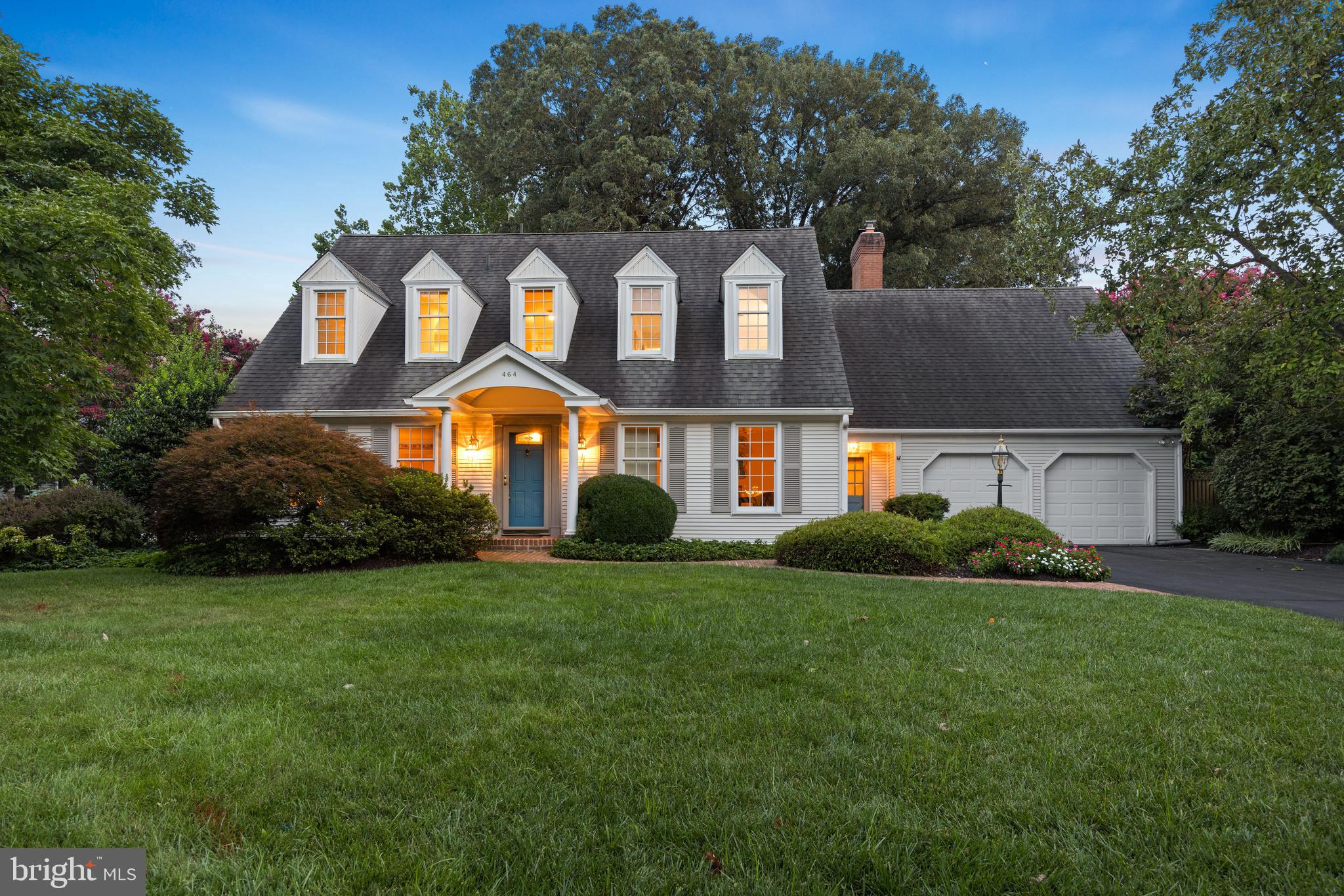 464 OLD ORCHARD CIRCLE