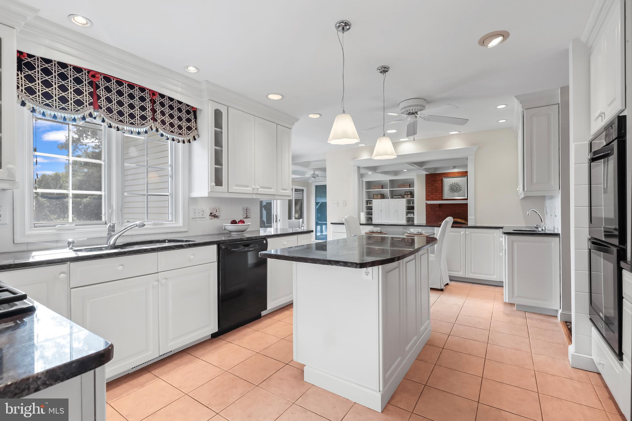 464 OLD ORCHARD CIRCLE