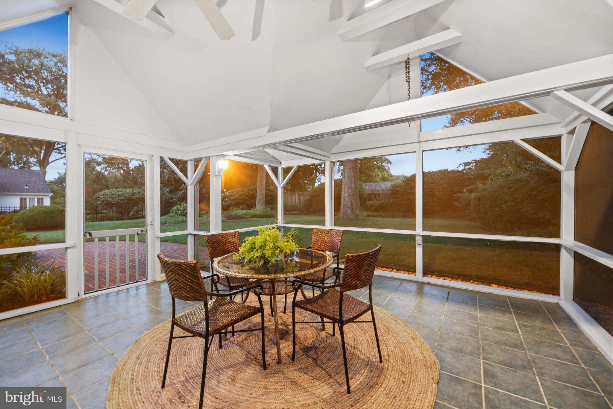 464 OLD ORCHARD CIRCLE