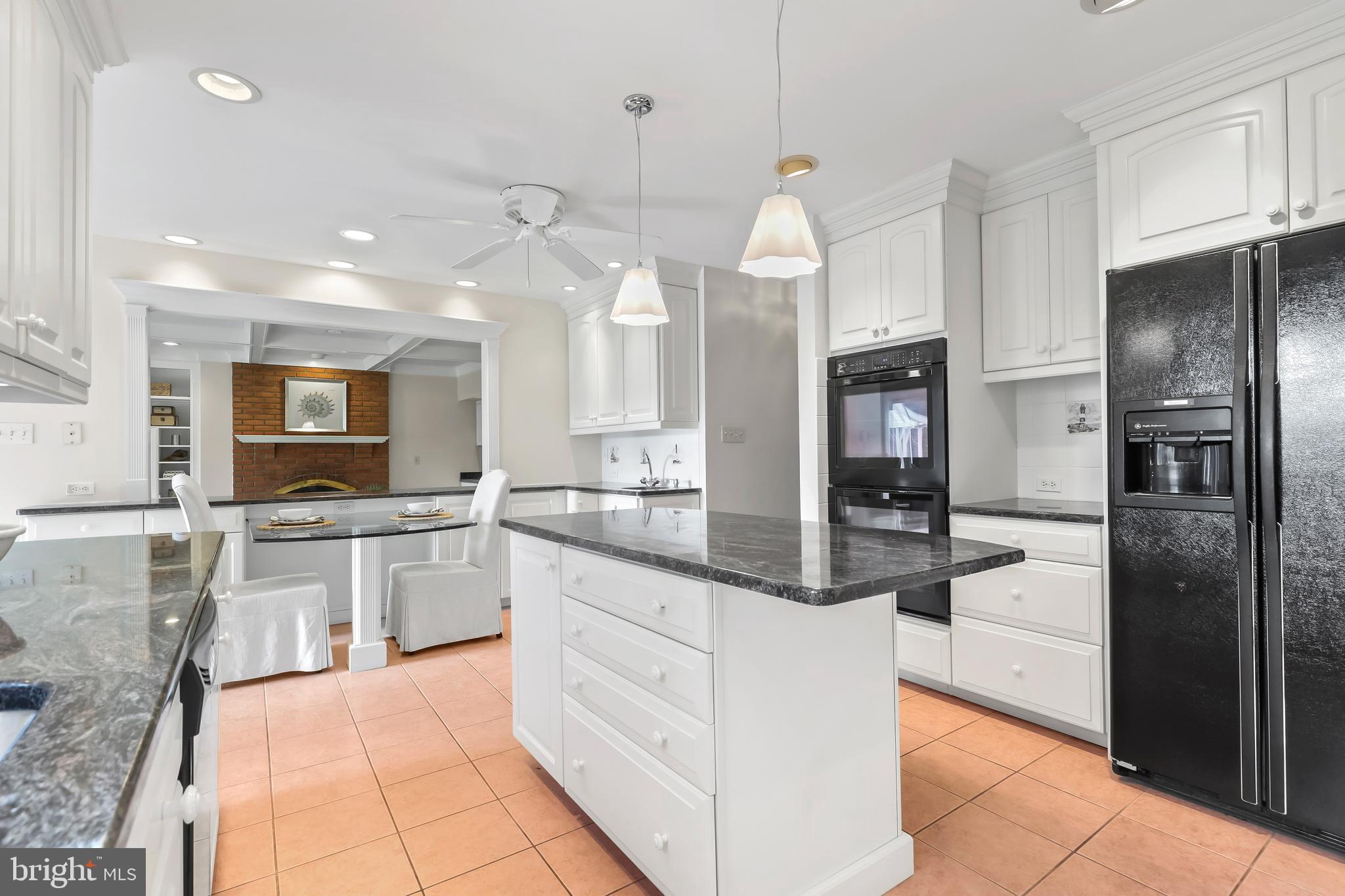 464 OLD ORCHARD CIRCLE