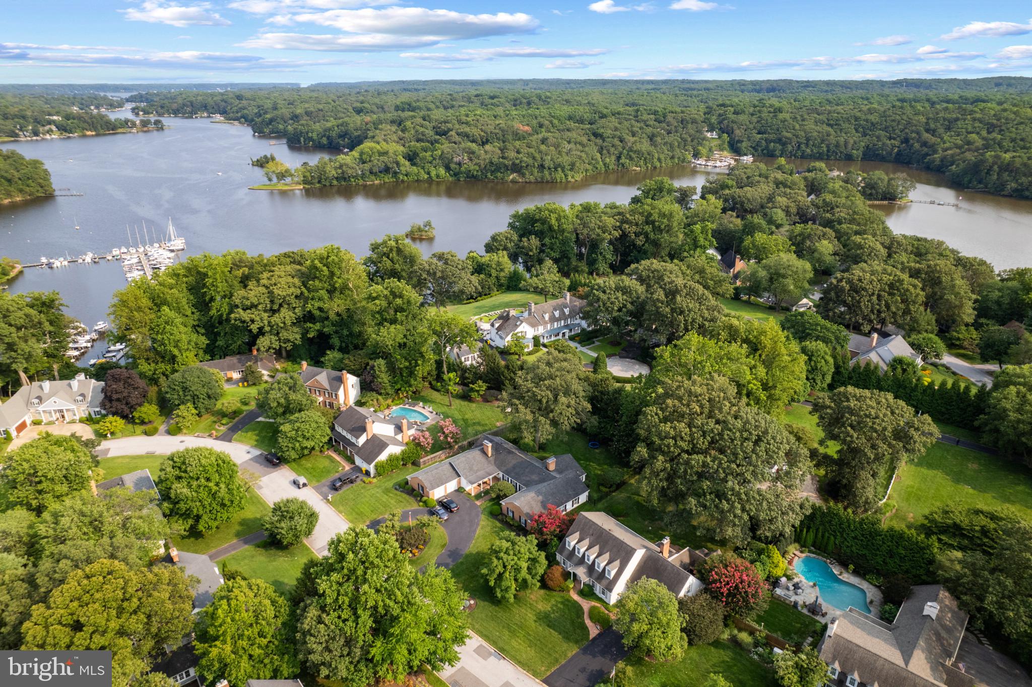 464 OLD ORCHARD CIRCLE