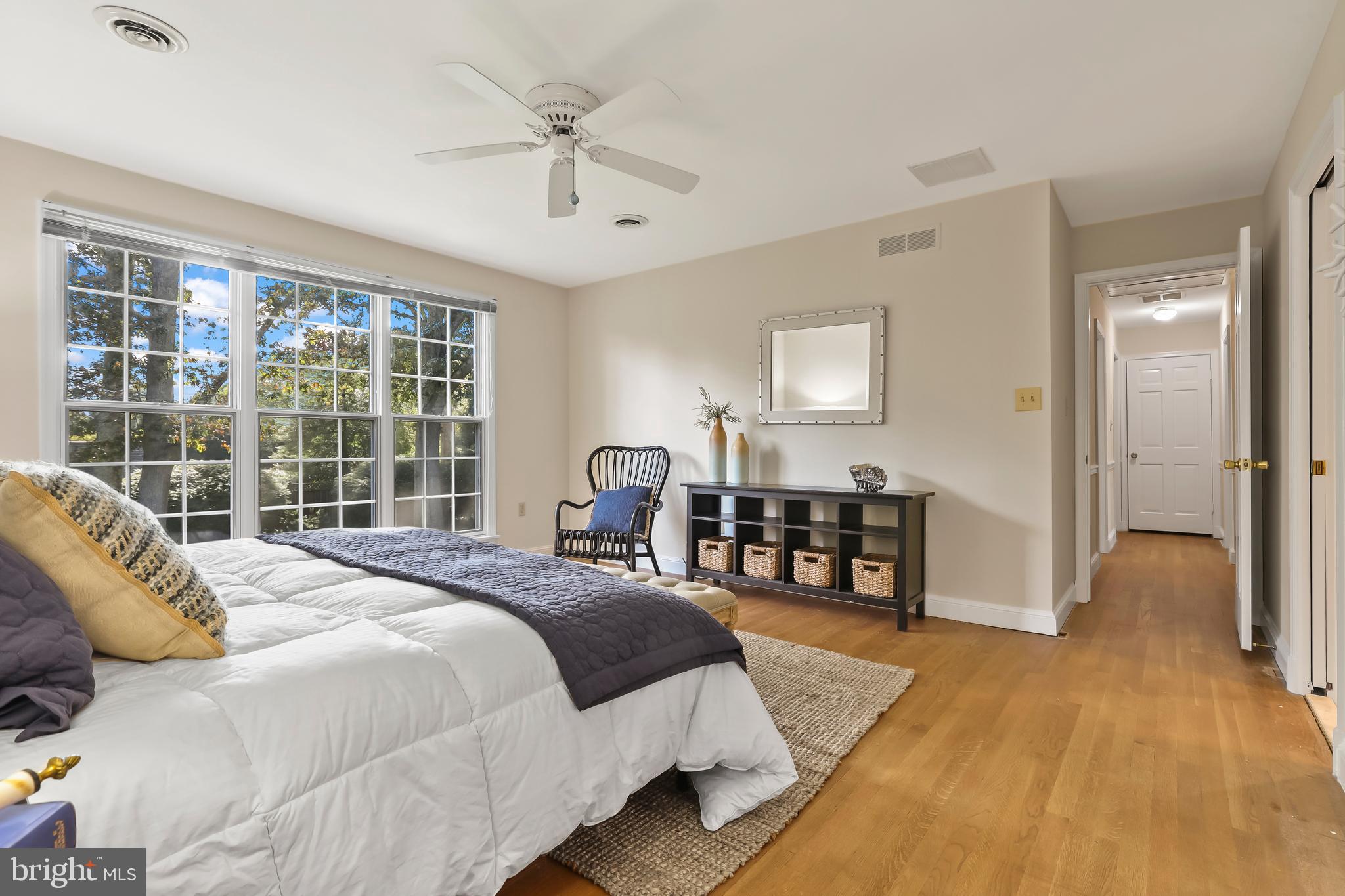 464 OLD ORCHARD CIRCLE