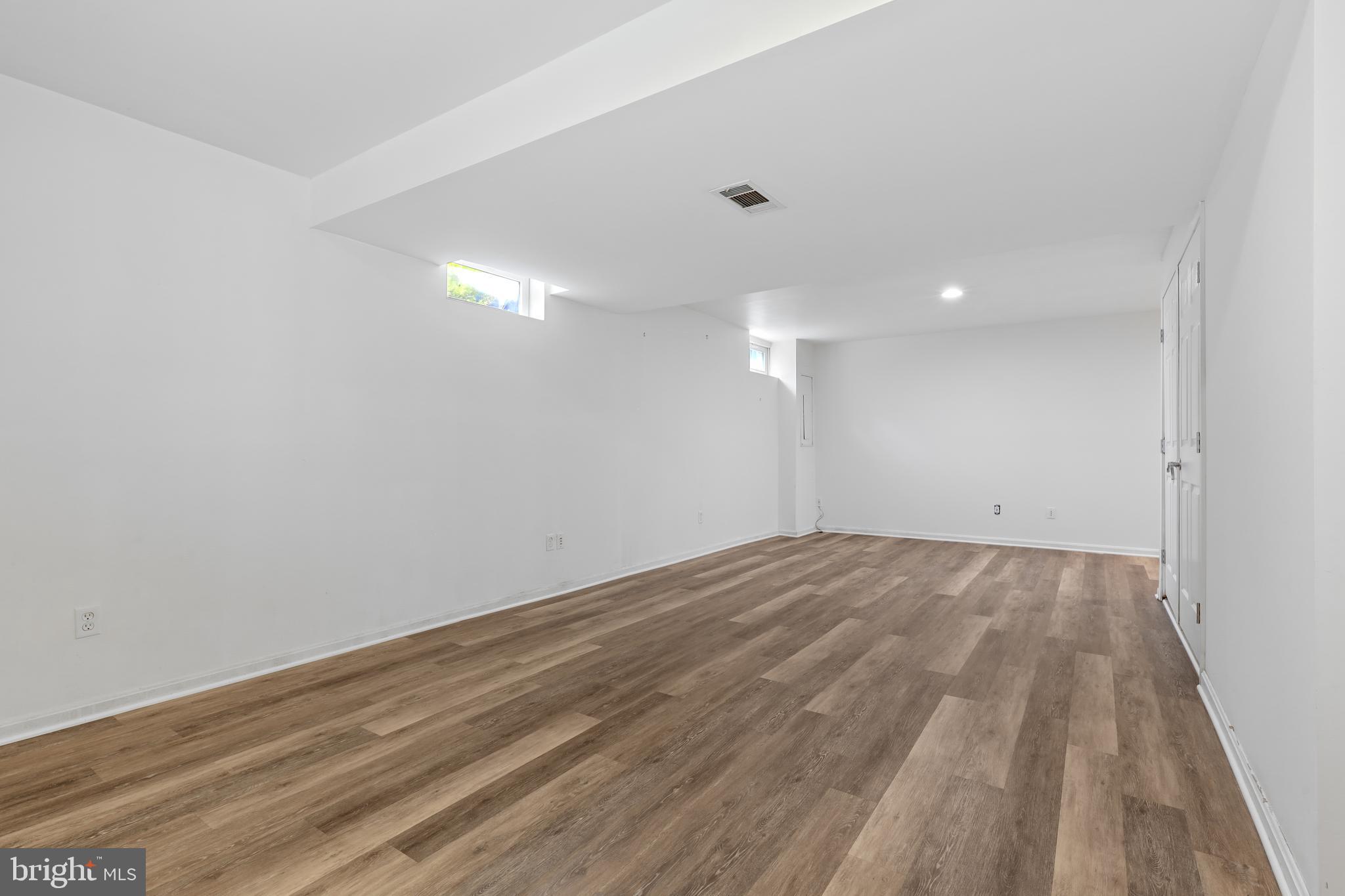 221 CYPRESS RIDGE DRIVE