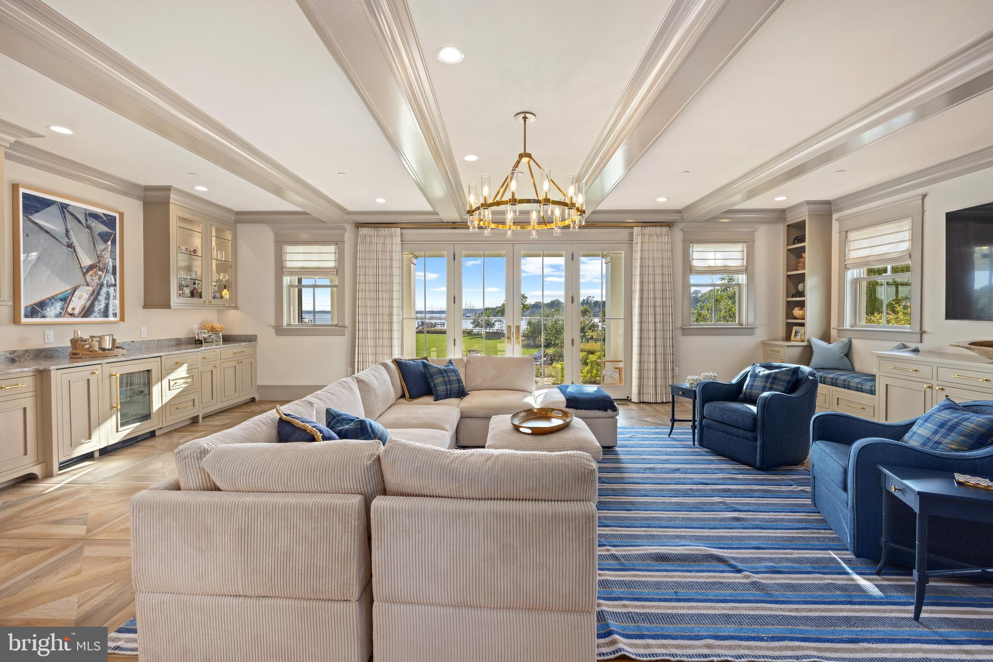 3200 ARUNDEL ON THE BAY ROAD