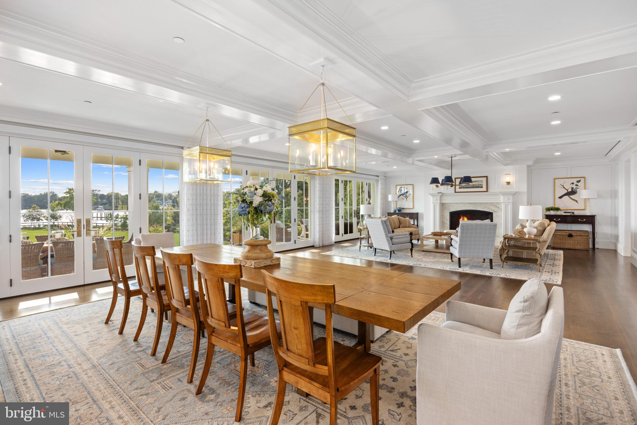 3200 ARUNDEL ON THE BAY ROAD