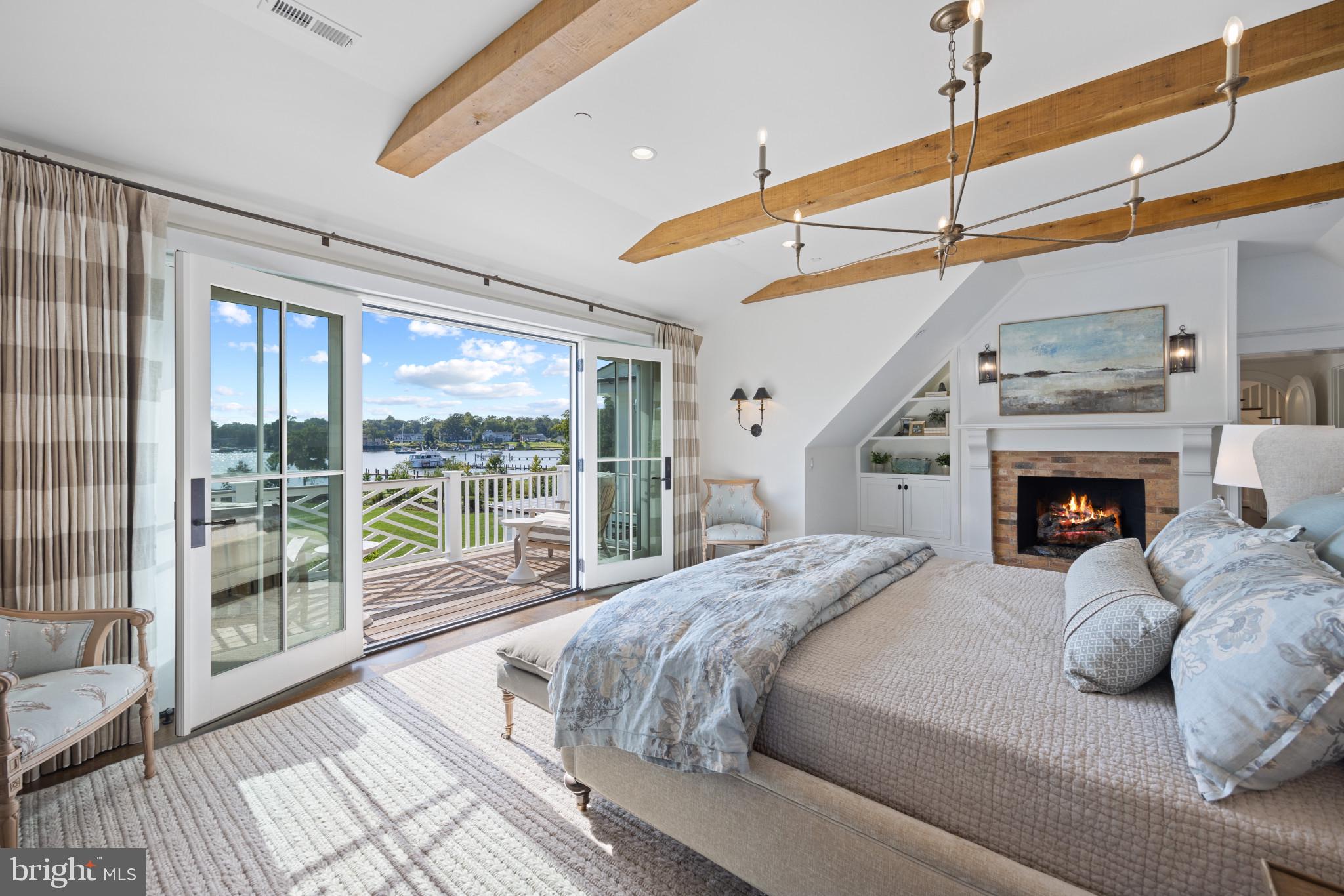 3200 ARUNDEL ON THE BAY ROAD