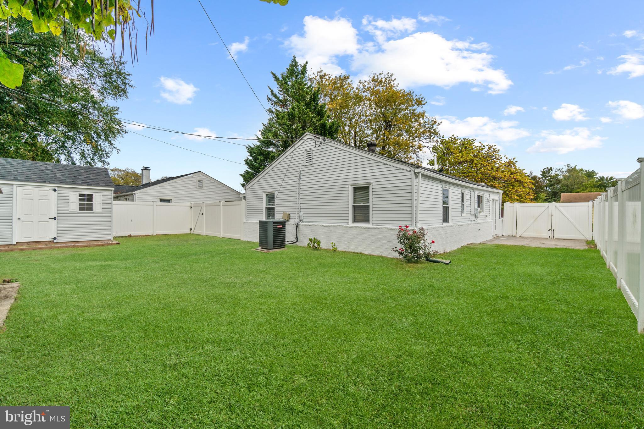 1009 Upton ROAD