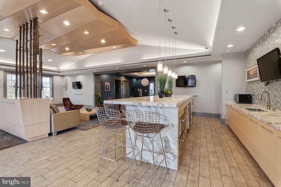7413 Willow View LANE