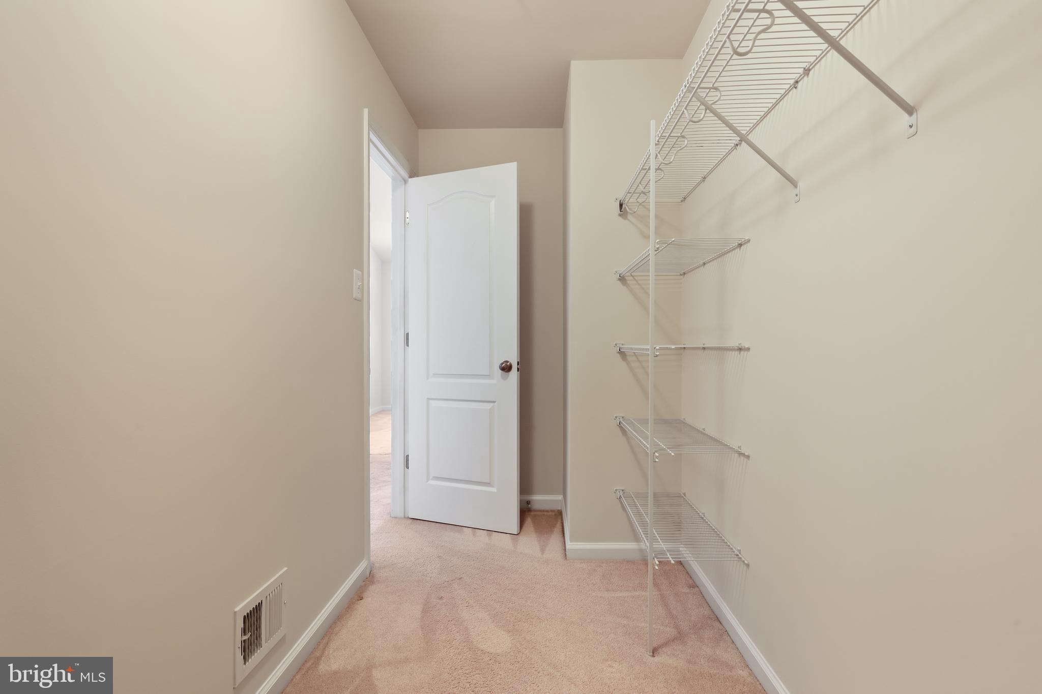 7413 Willow View LANE