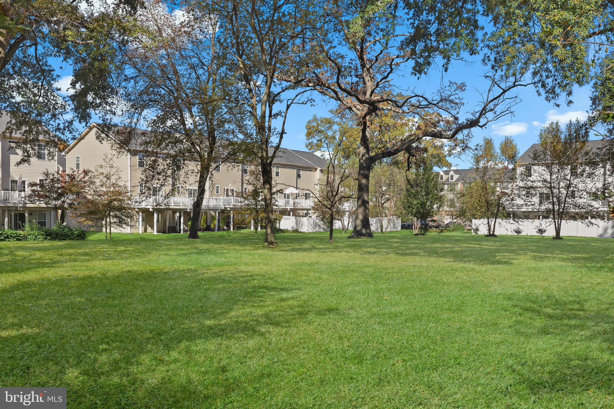 7413 Willow View LANE