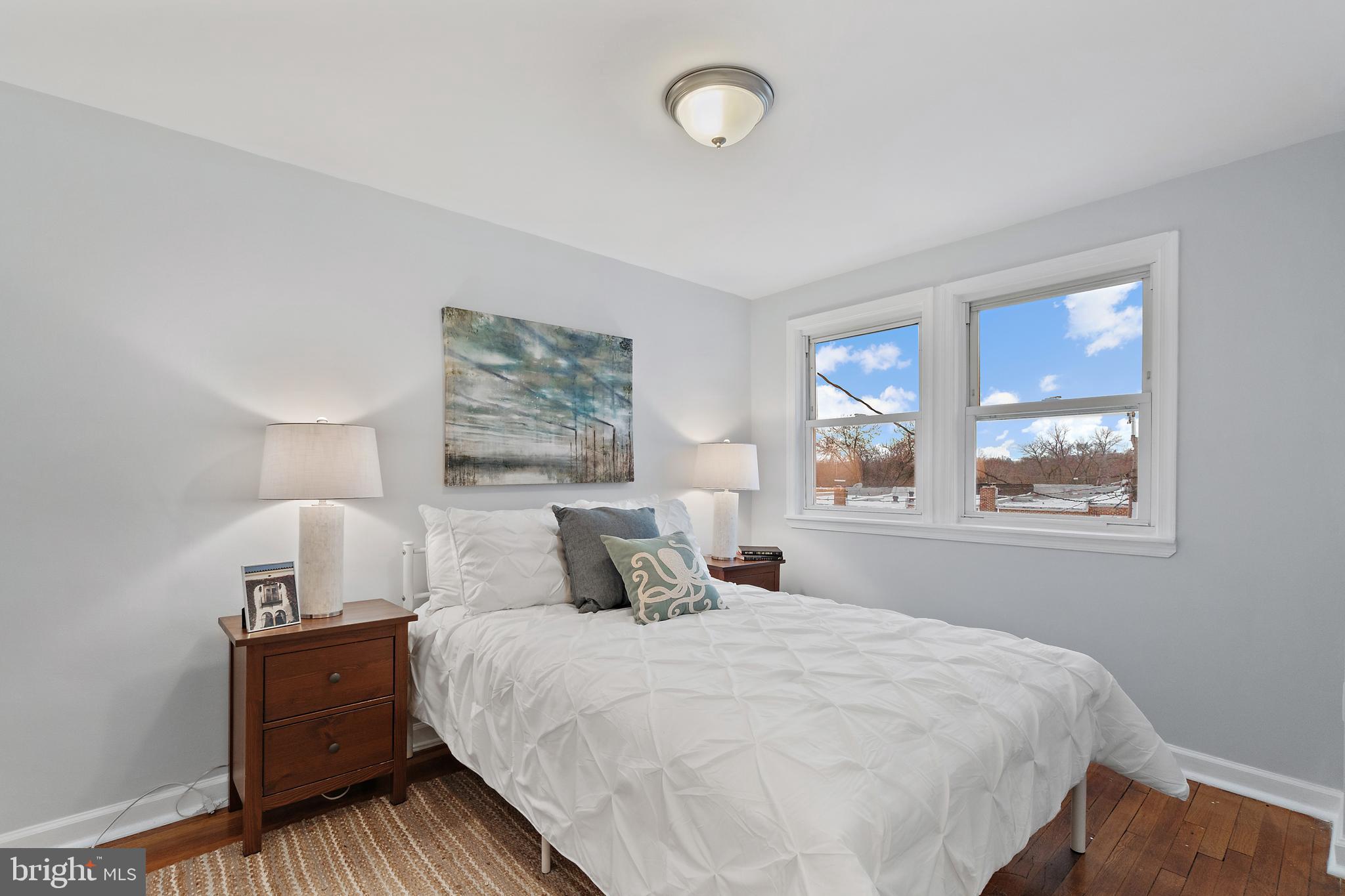 140 W Edgevale ROAD