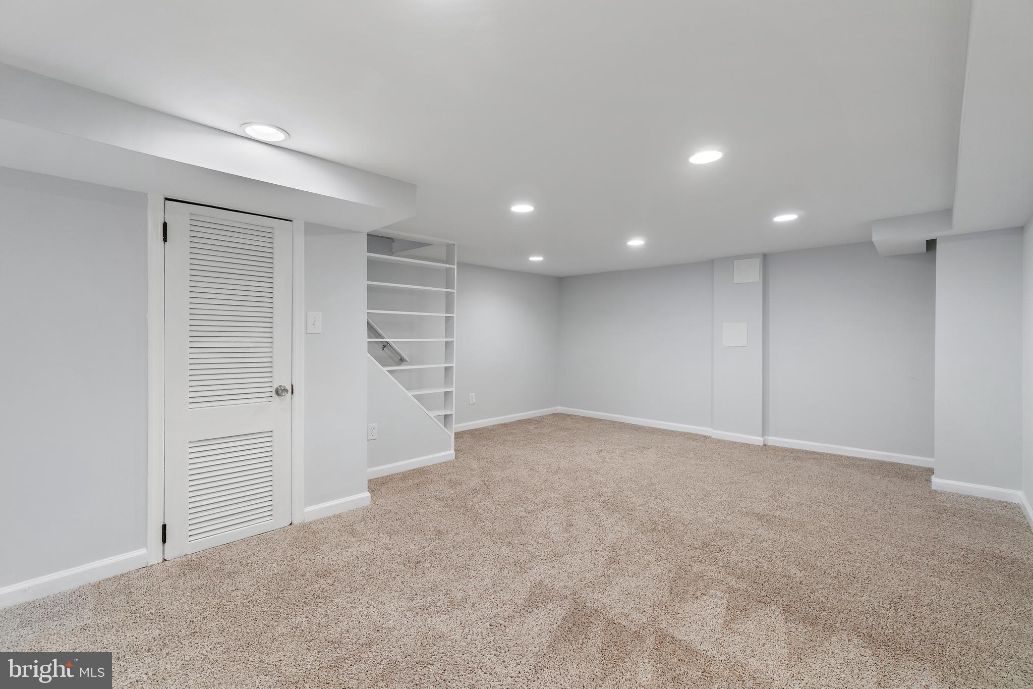 140 W Edgevale ROAD