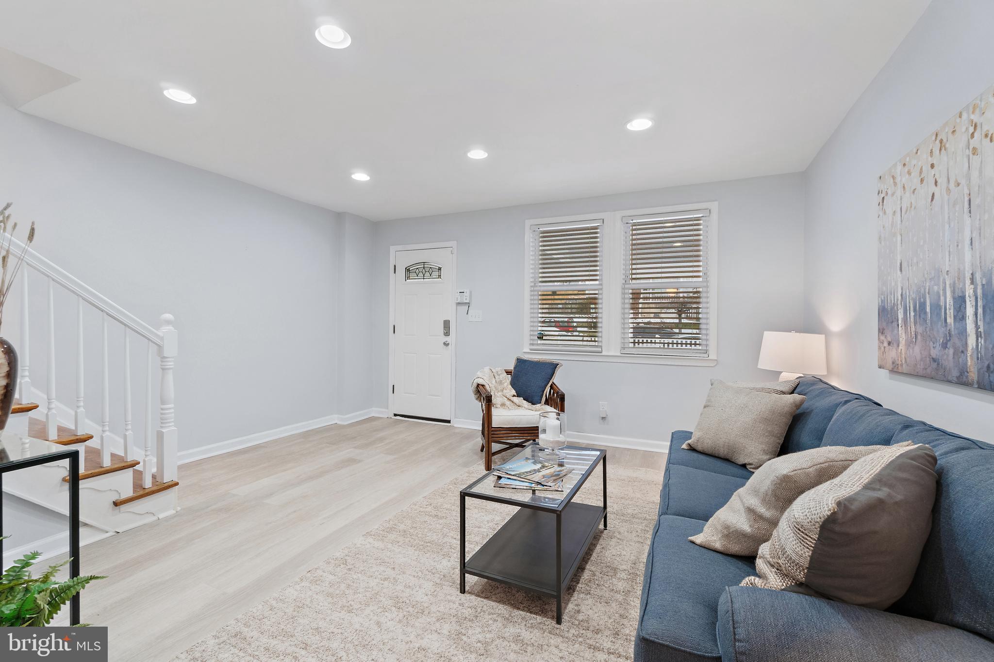 140 W Edgevale ROAD