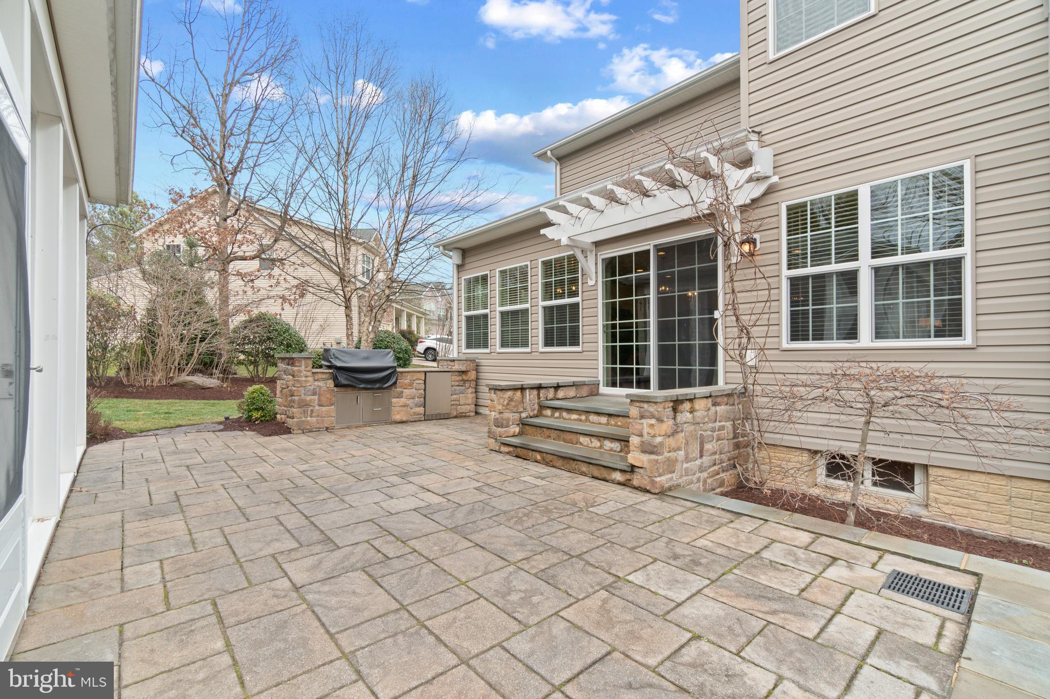 402 Historical Way