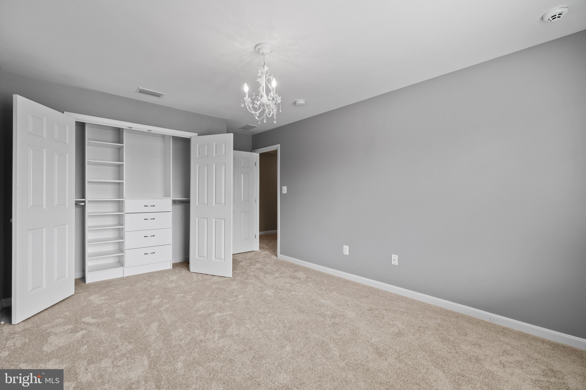 402 Historical Way