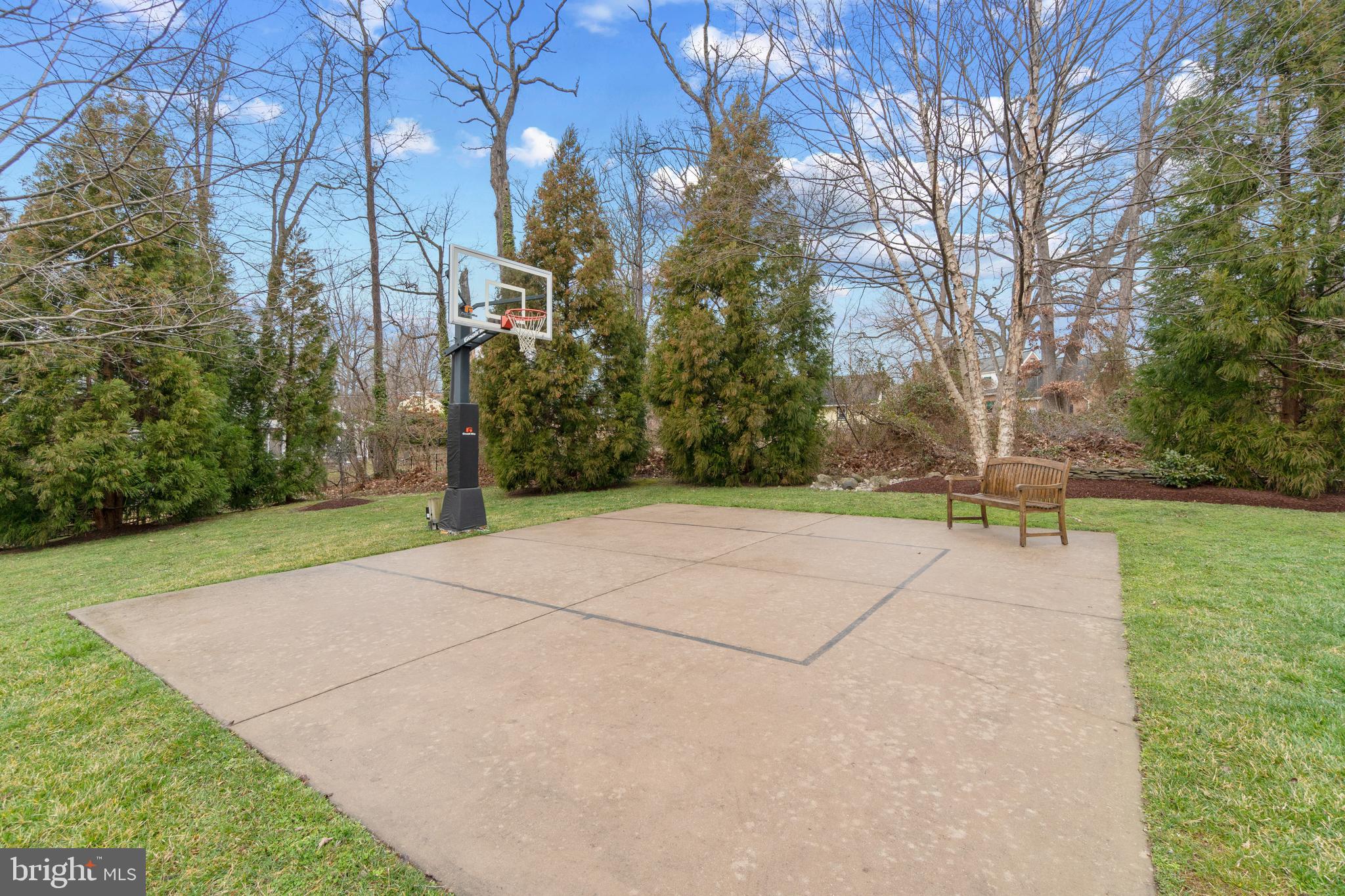 402 Historical Way