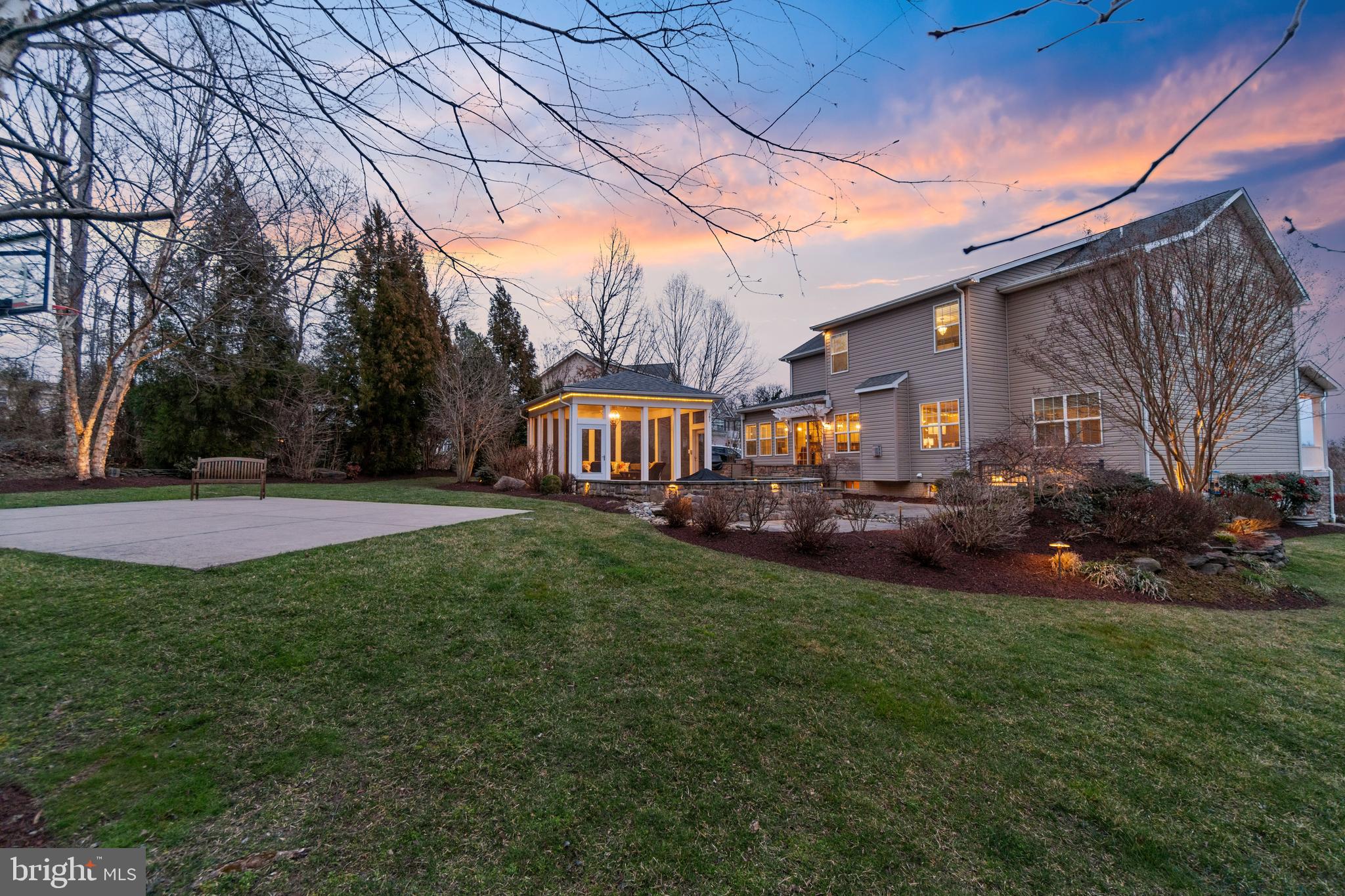 402 Historical Way