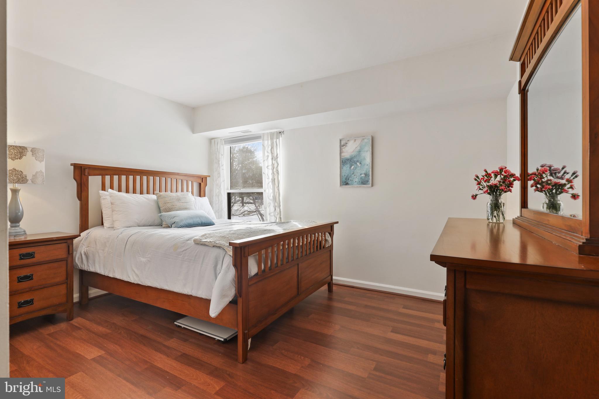 15 Silverwood CIRCLE Unit: 7
