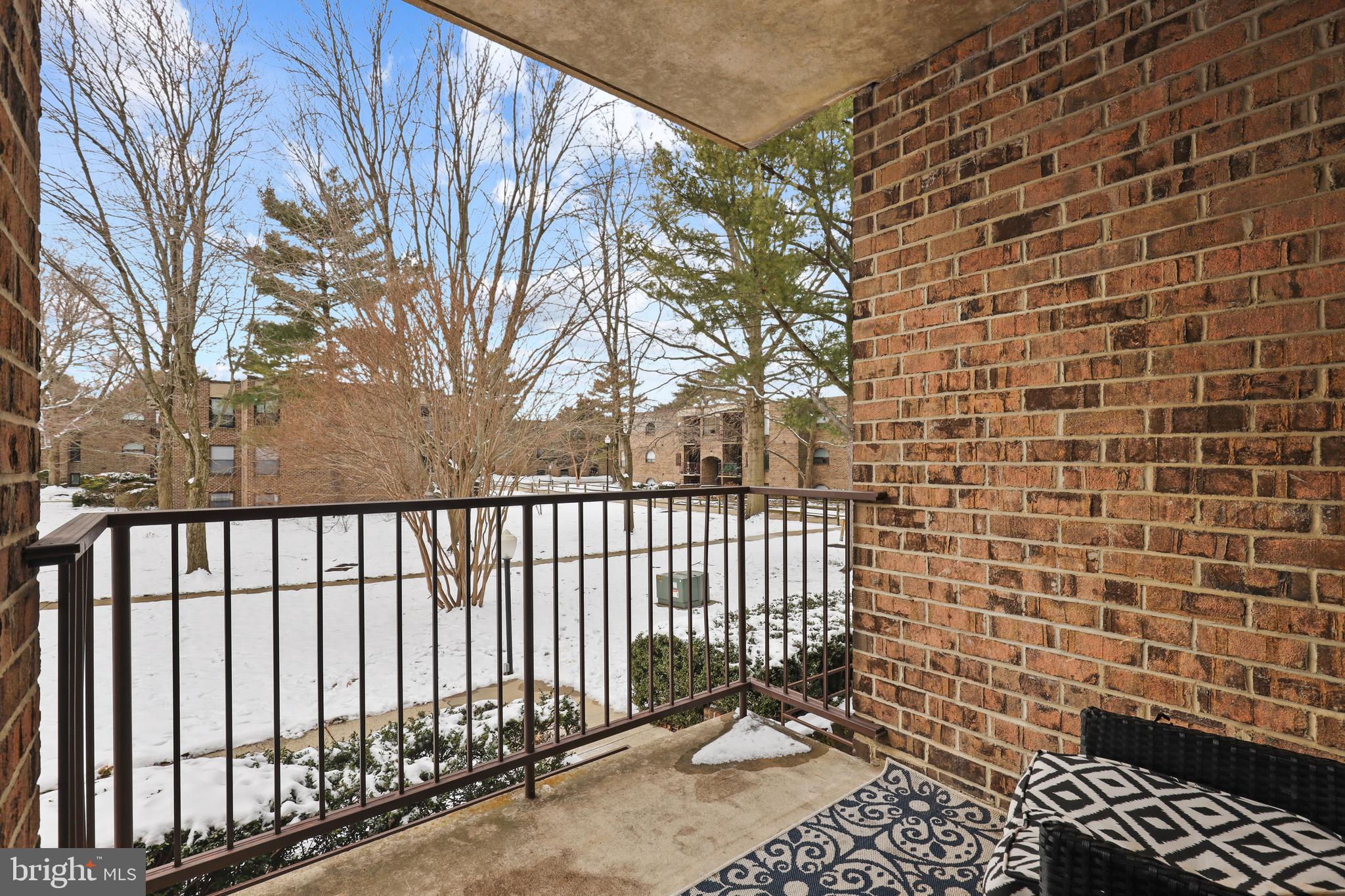 15 Silverwood CIRCLE Unit: 7