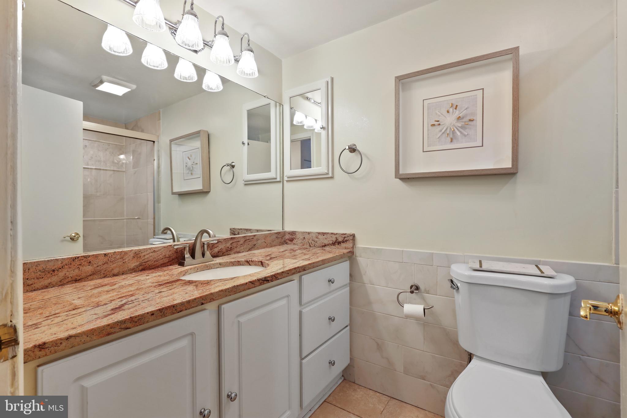 15 Silverwood CIRCLE Unit: 7