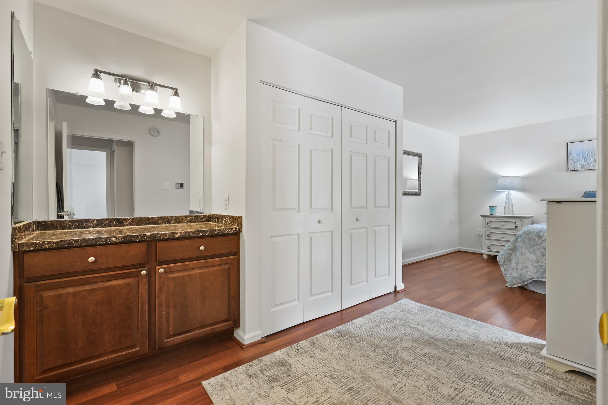 15 Silverwood CIRCLE Unit: 7