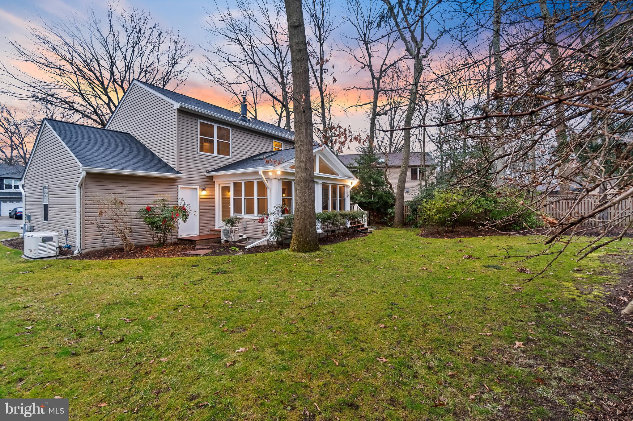 273 Michener Ct W