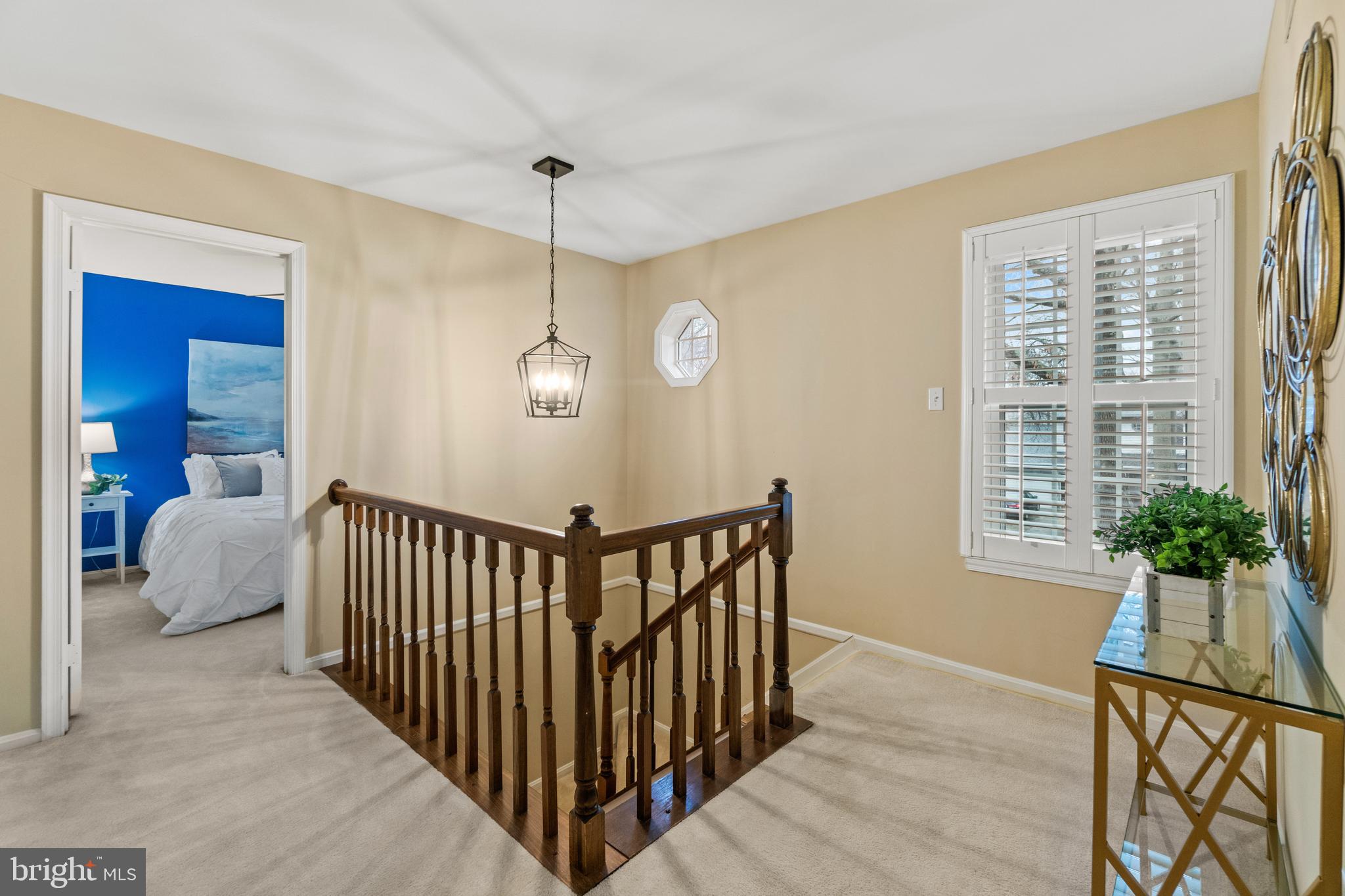 273 Michener Ct W