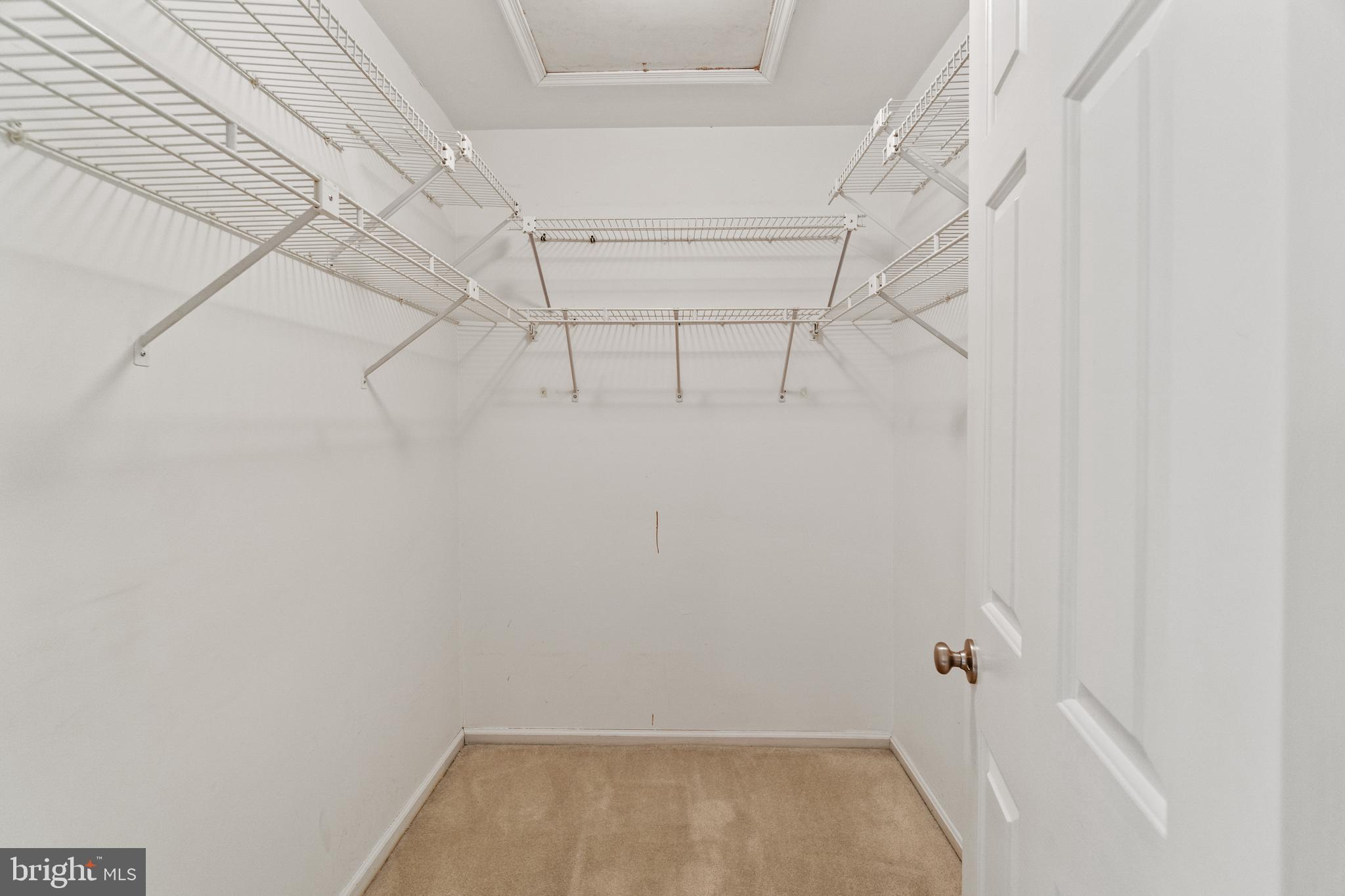 273 Michener Ct W