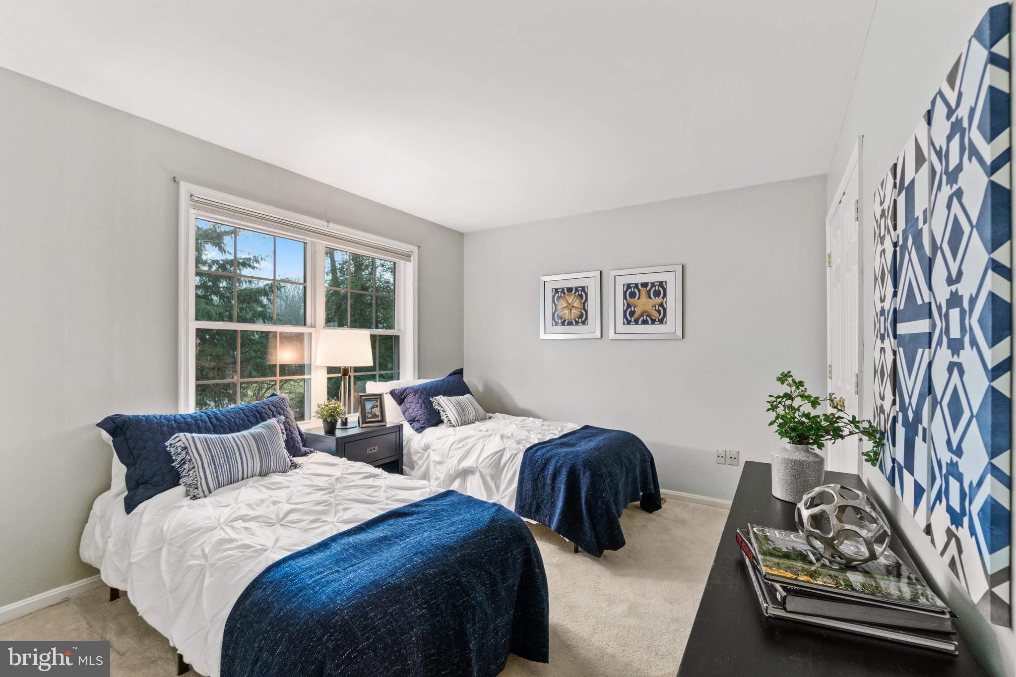 273 Michener Ct W