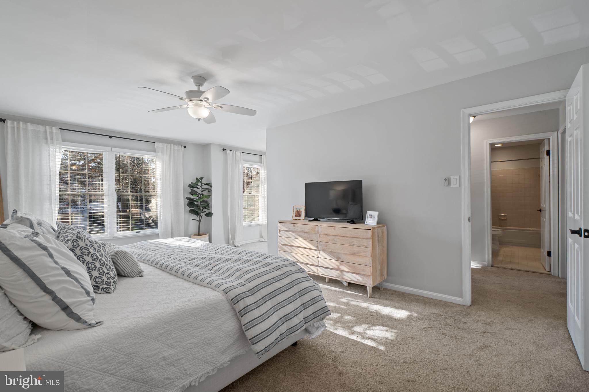 308 Saddle Ridge Rd