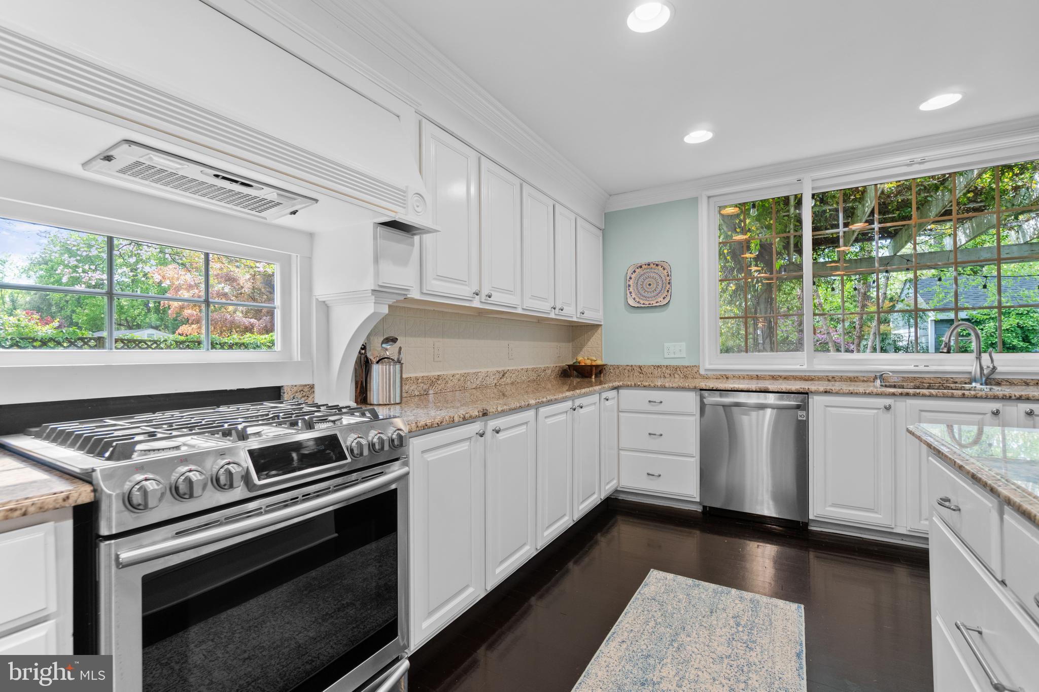 104 Lockleven Dr