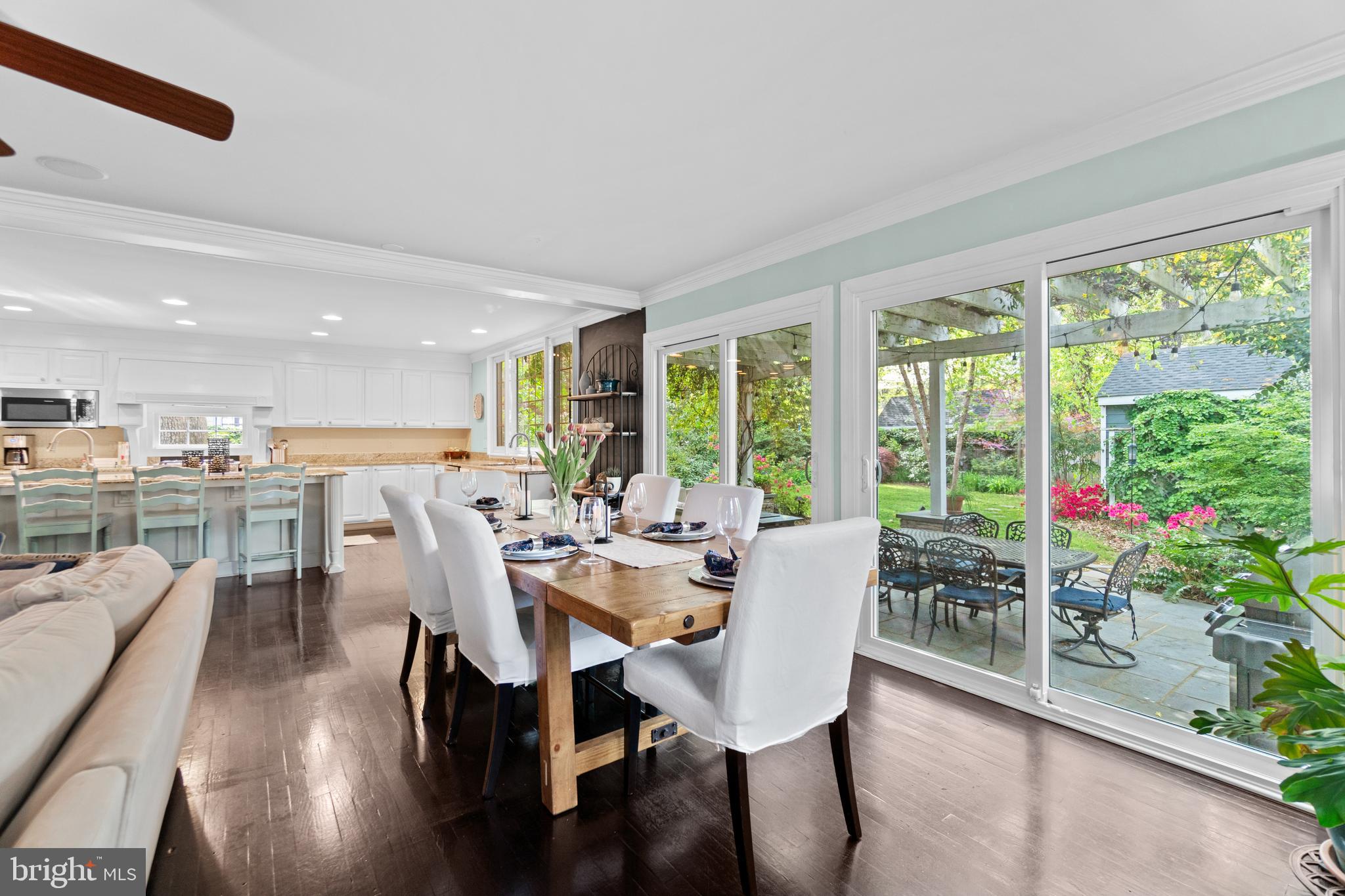 104 Lockleven Dr