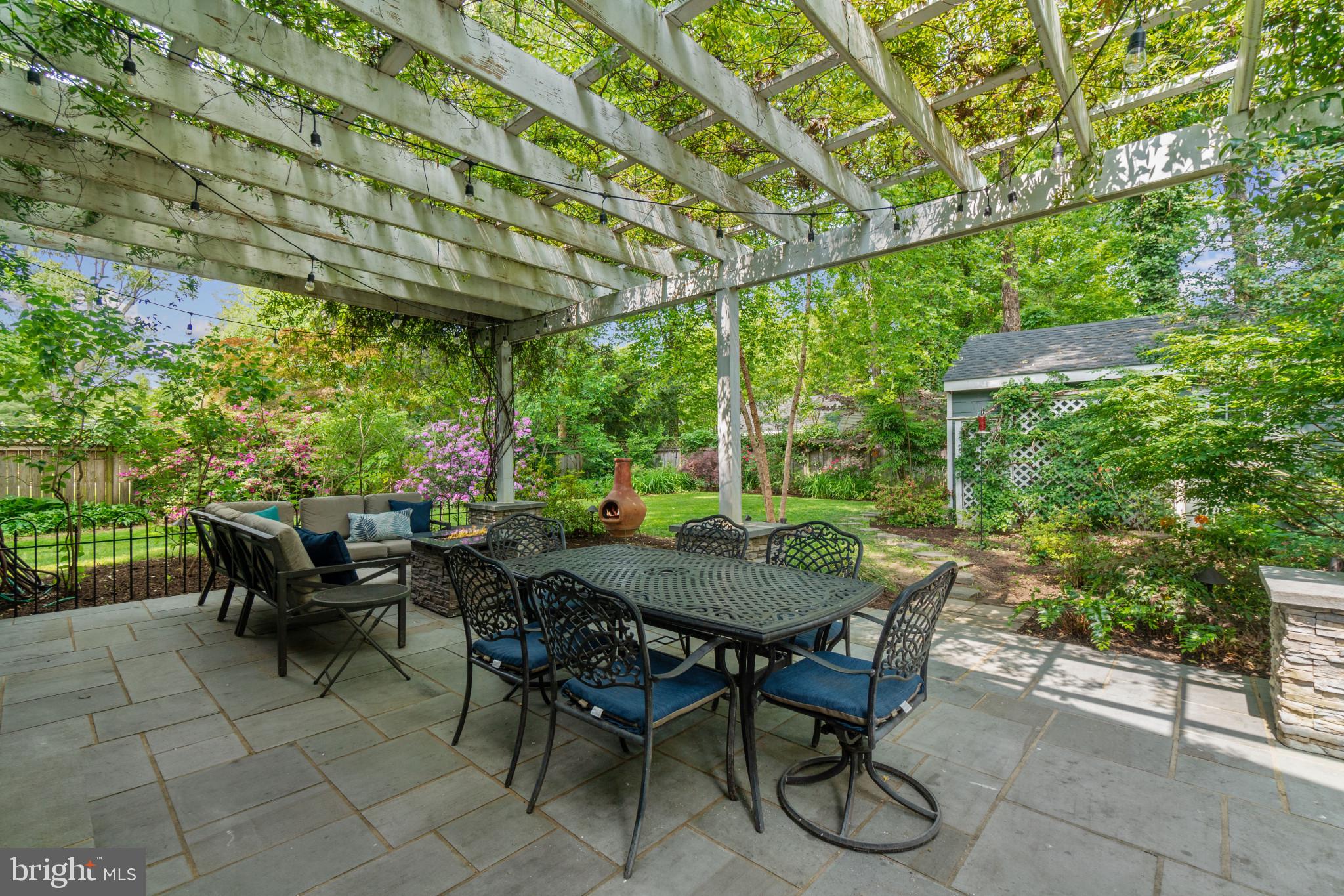 104 Lockleven Dr