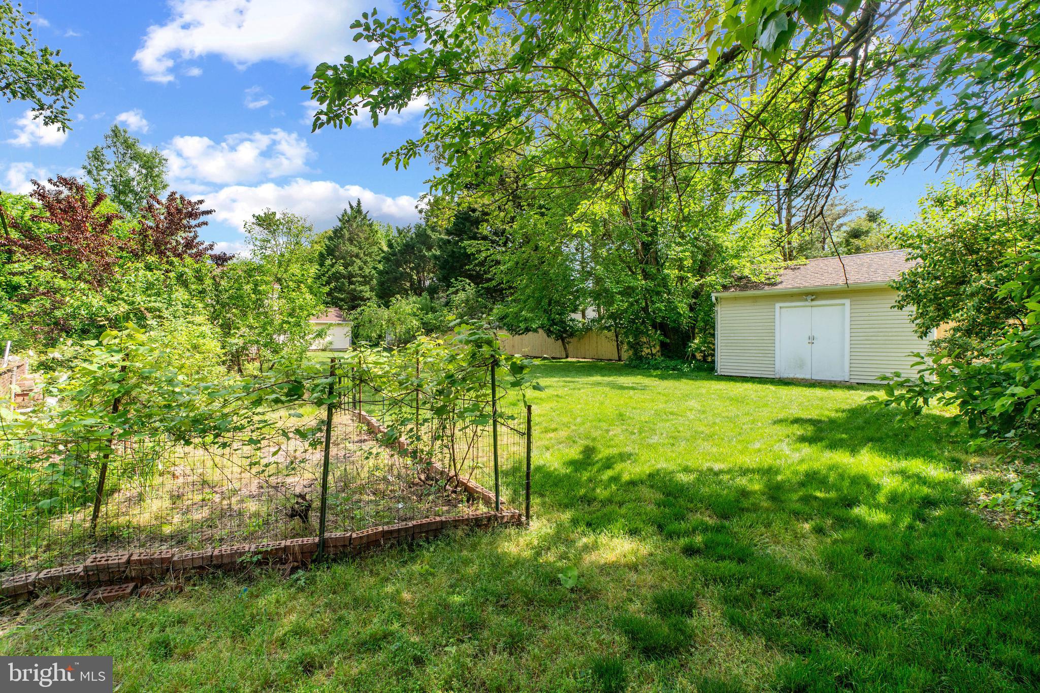 594 Duffield Dr